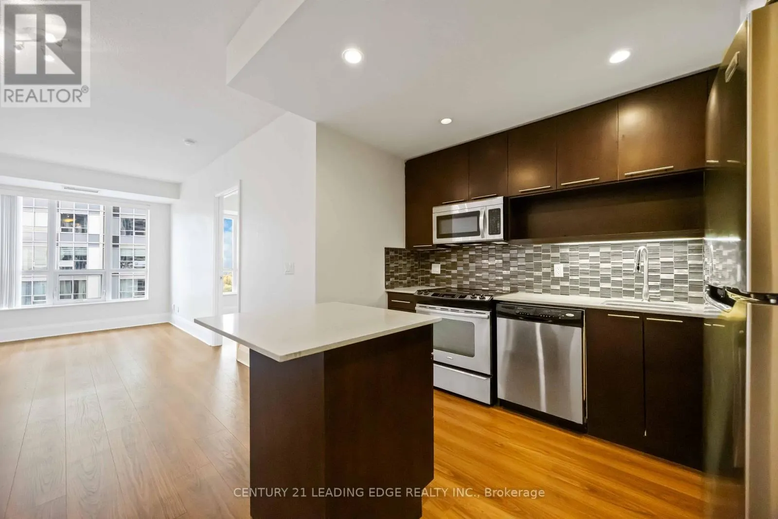 1220 - 100 HARRISON GARDEN BOULEVARD