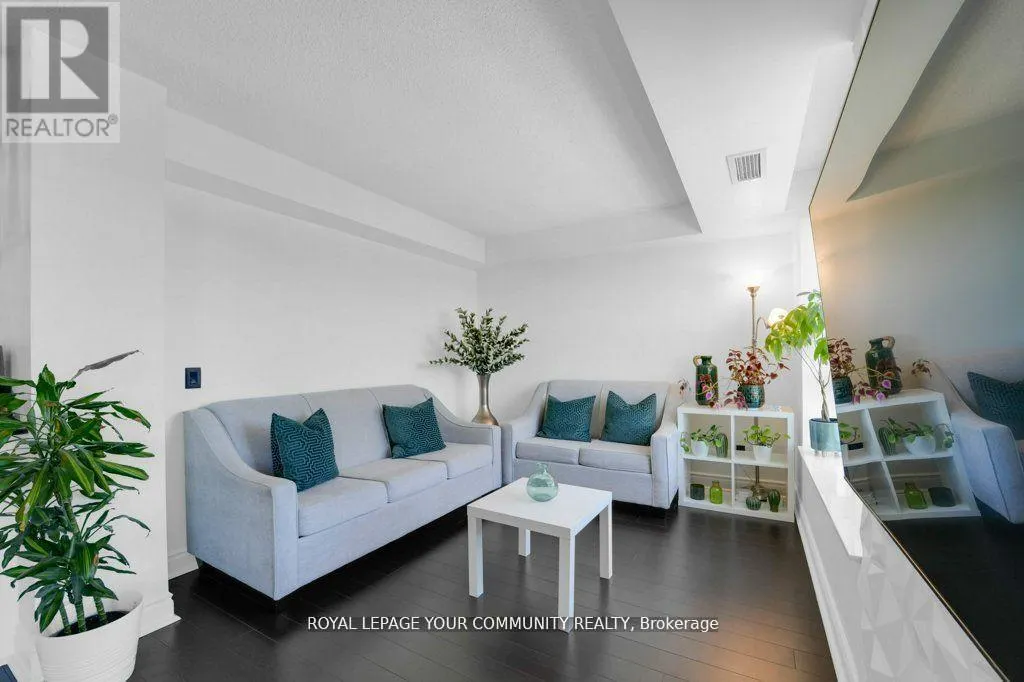 1009 - 1103 LESLIE STREET