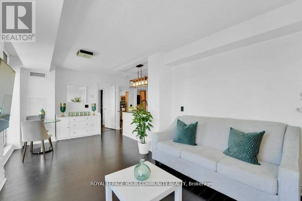 1009 - 1103 LESLIE STREET