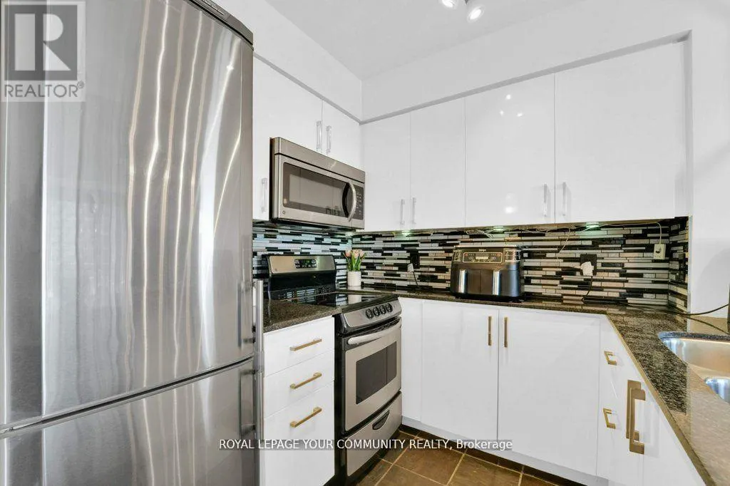 1009 - 1103 LESLIE STREET