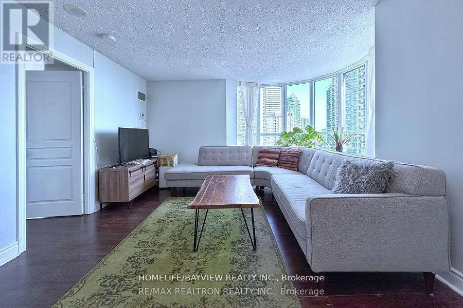 1006 - 5 NORTHTOWN WAY