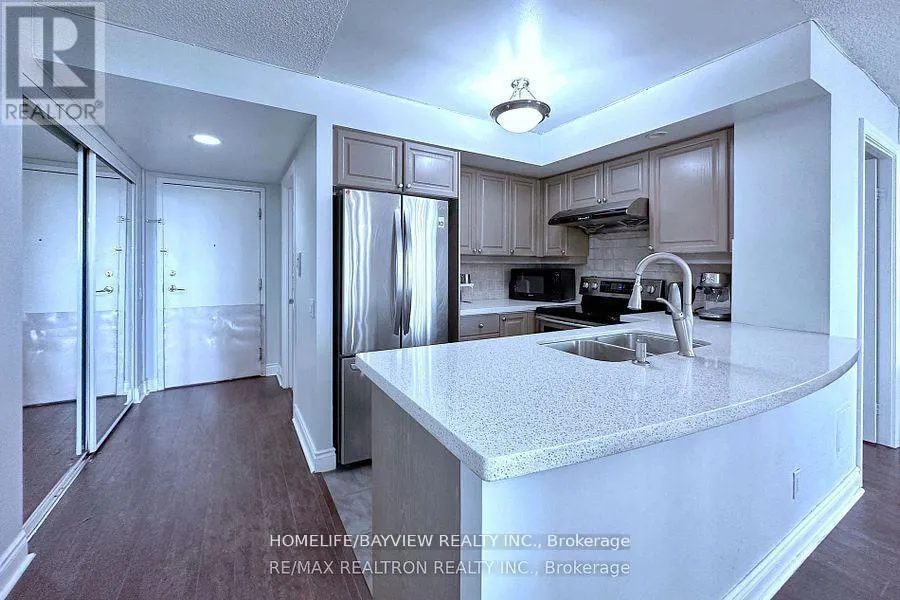 1006 - 5 NORTHTOWN WAY