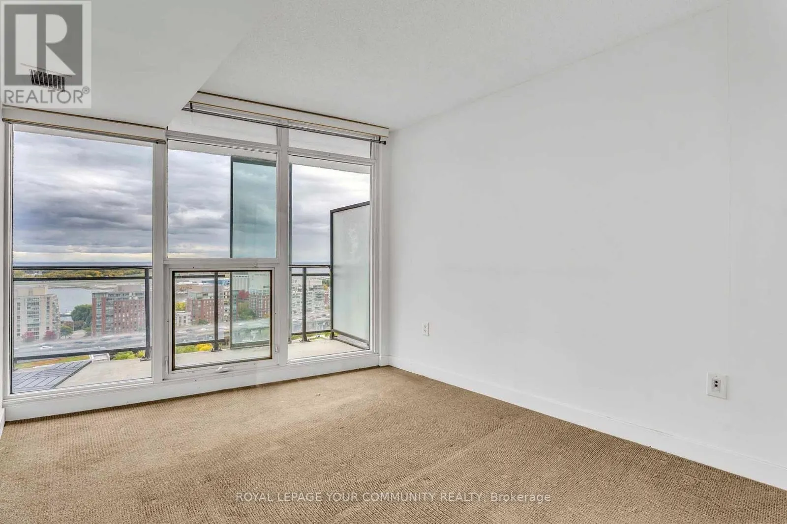 2111 - 25 CAPREOL COURT