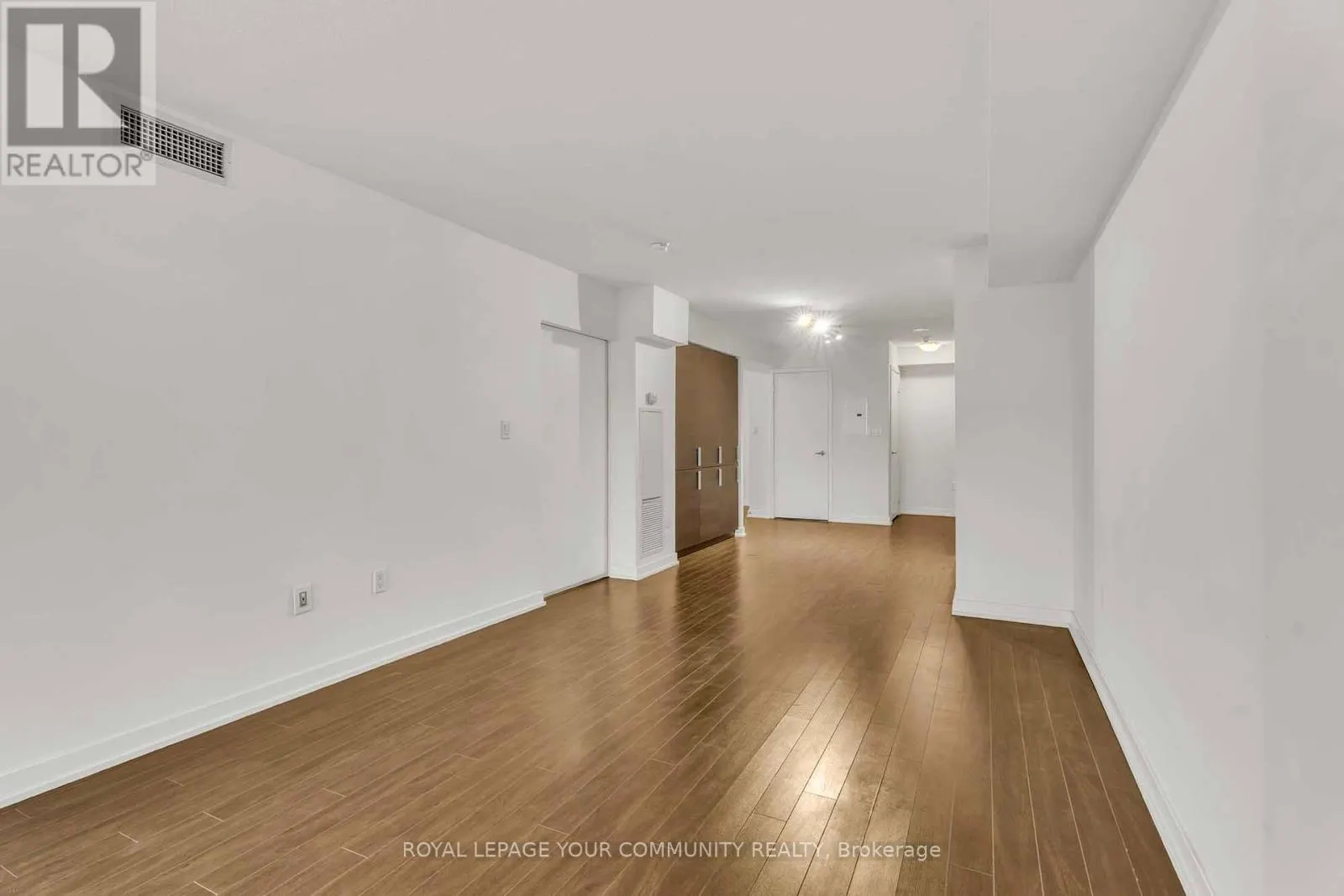 2111 - 25 CAPREOL COURT