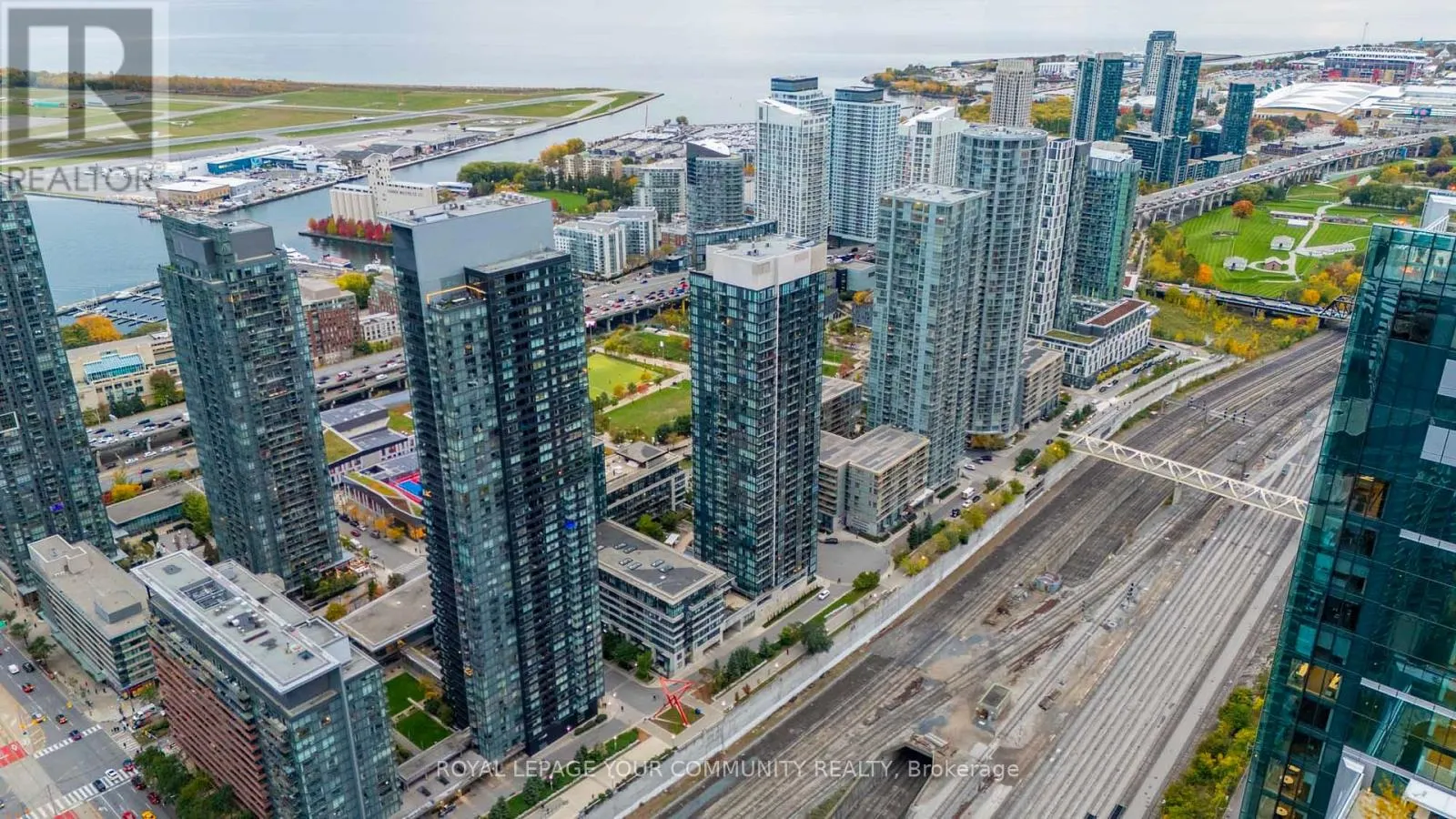 2111 - 25 CAPREOL COURT