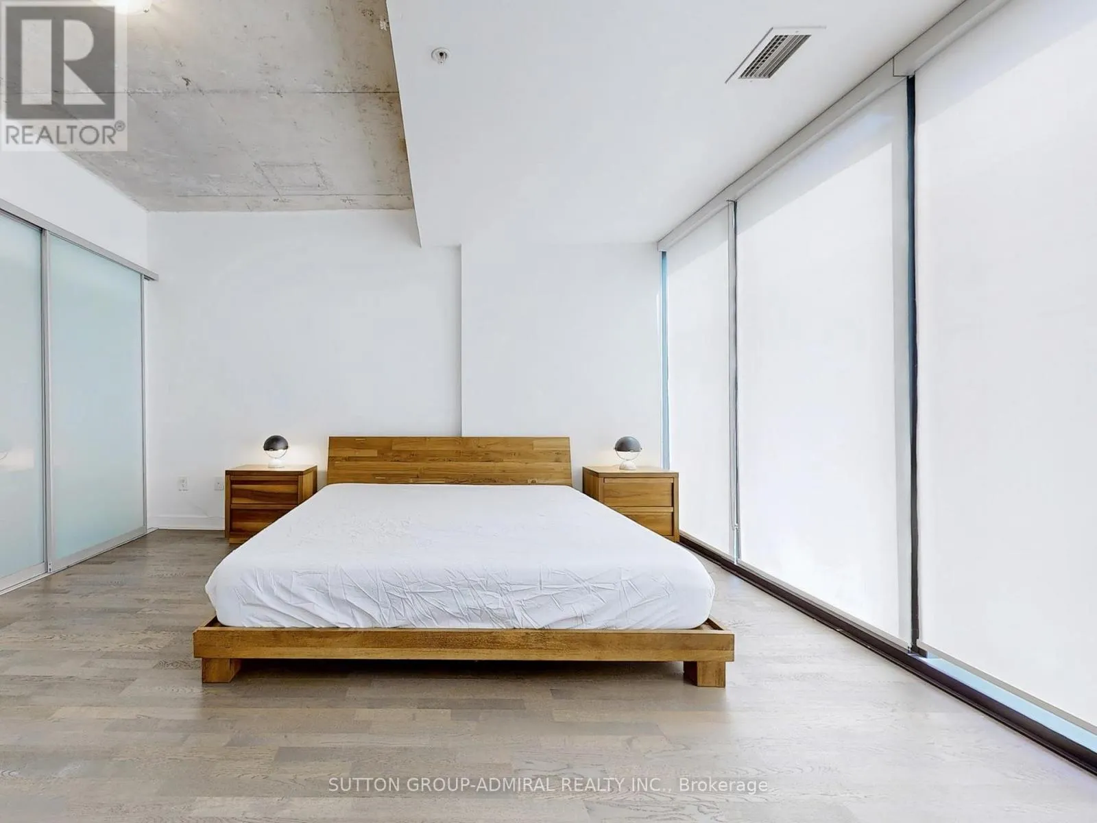 410 - 629 KING STREET W