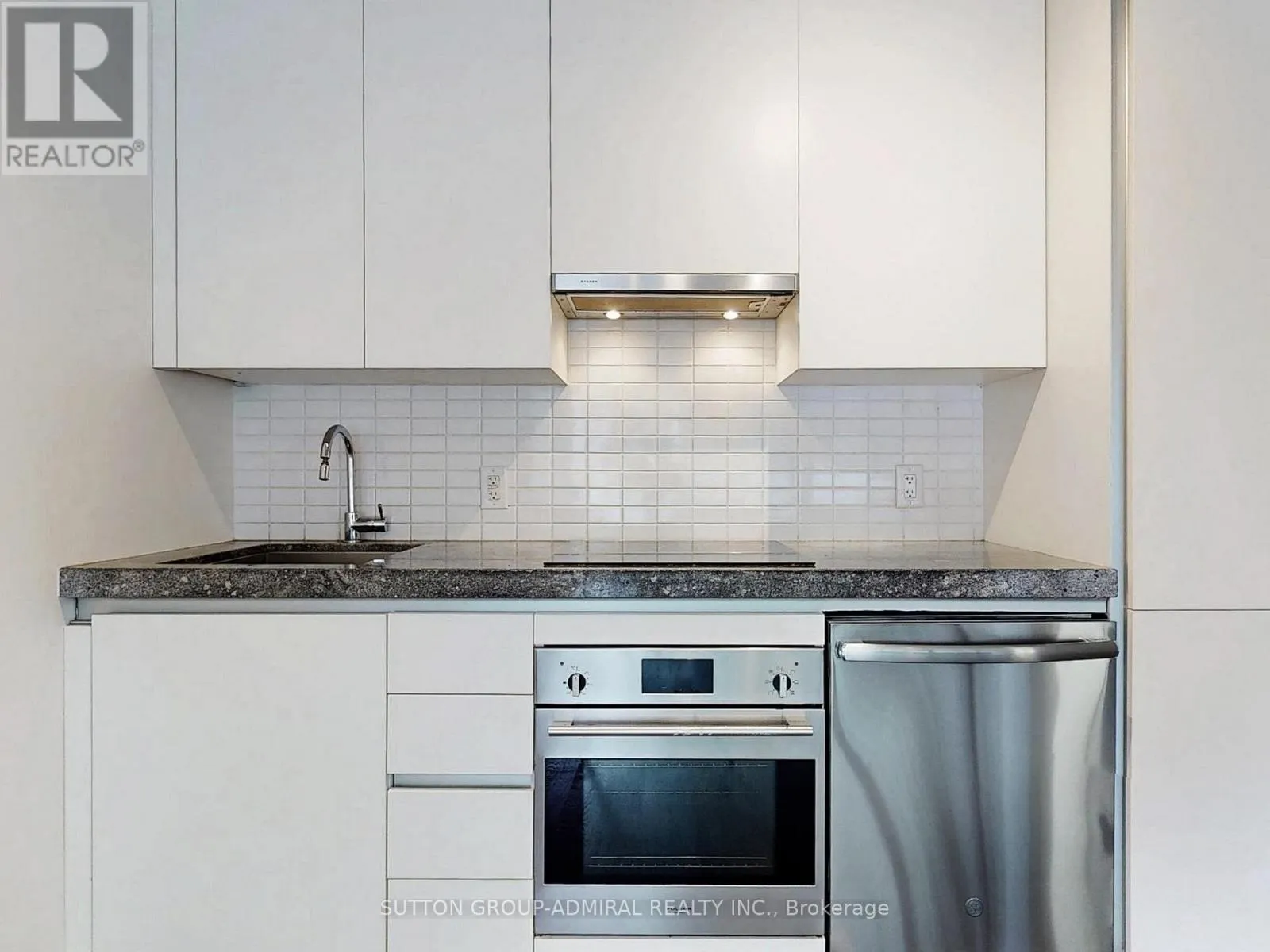 410 - 629 KING STREET W