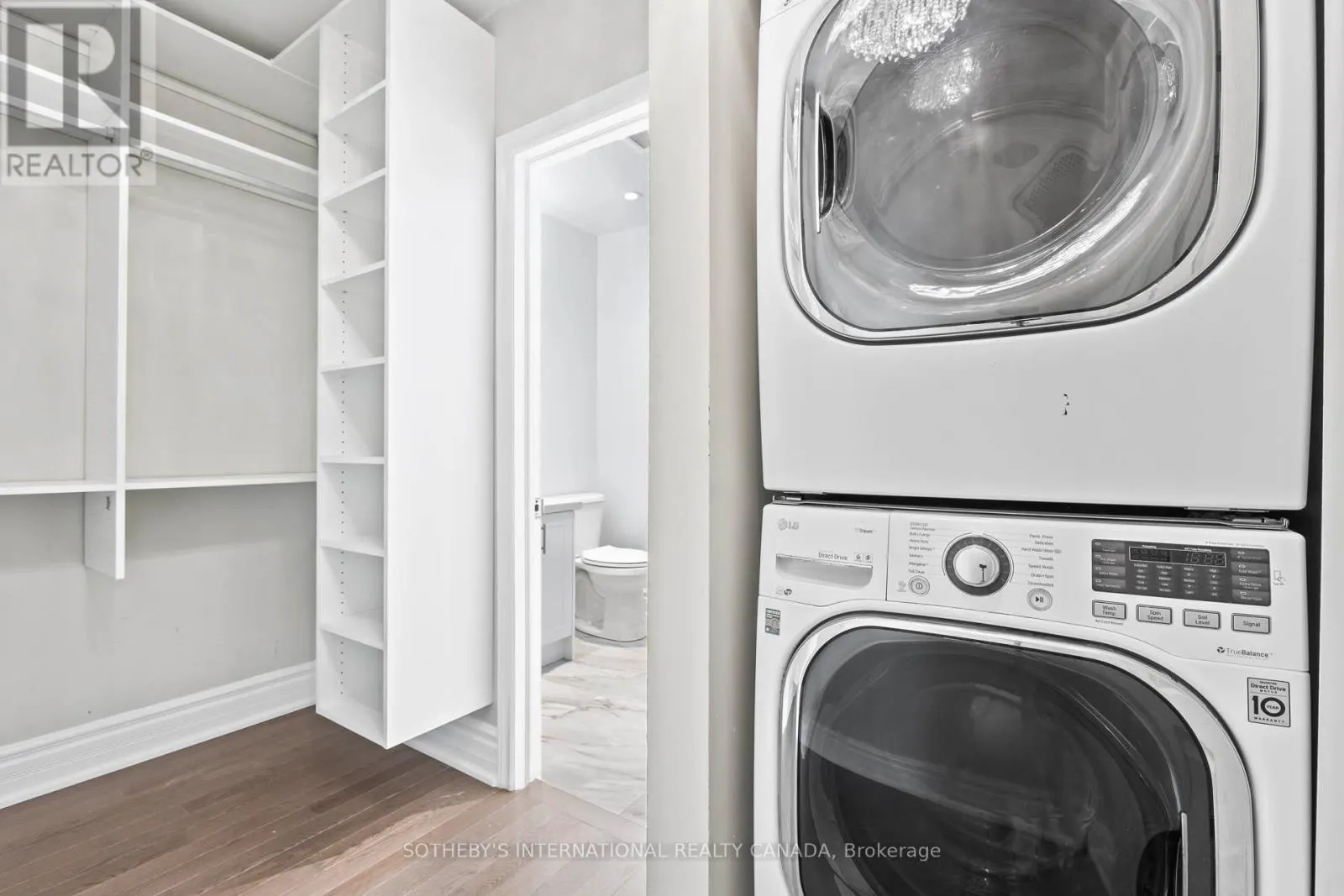 108 LYNEDOCK CRESCENT