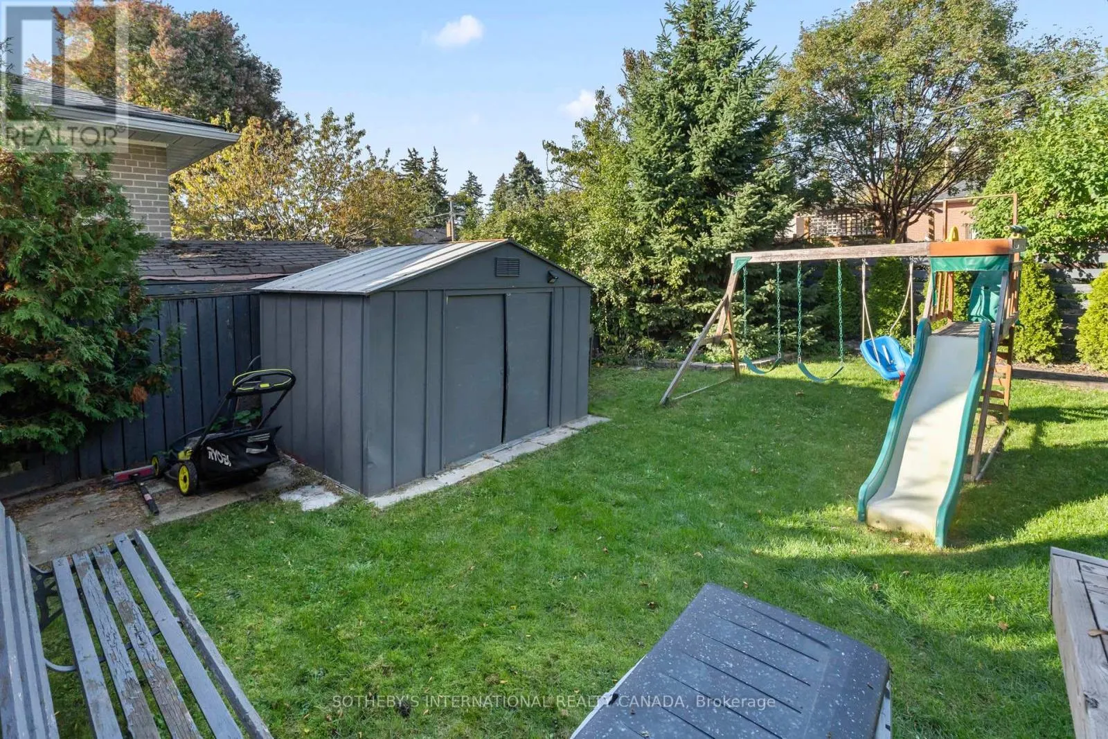 108 LYNEDOCK CRESCENT