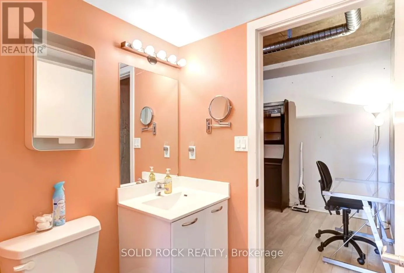 1314 - 150 SUDBURY STREET