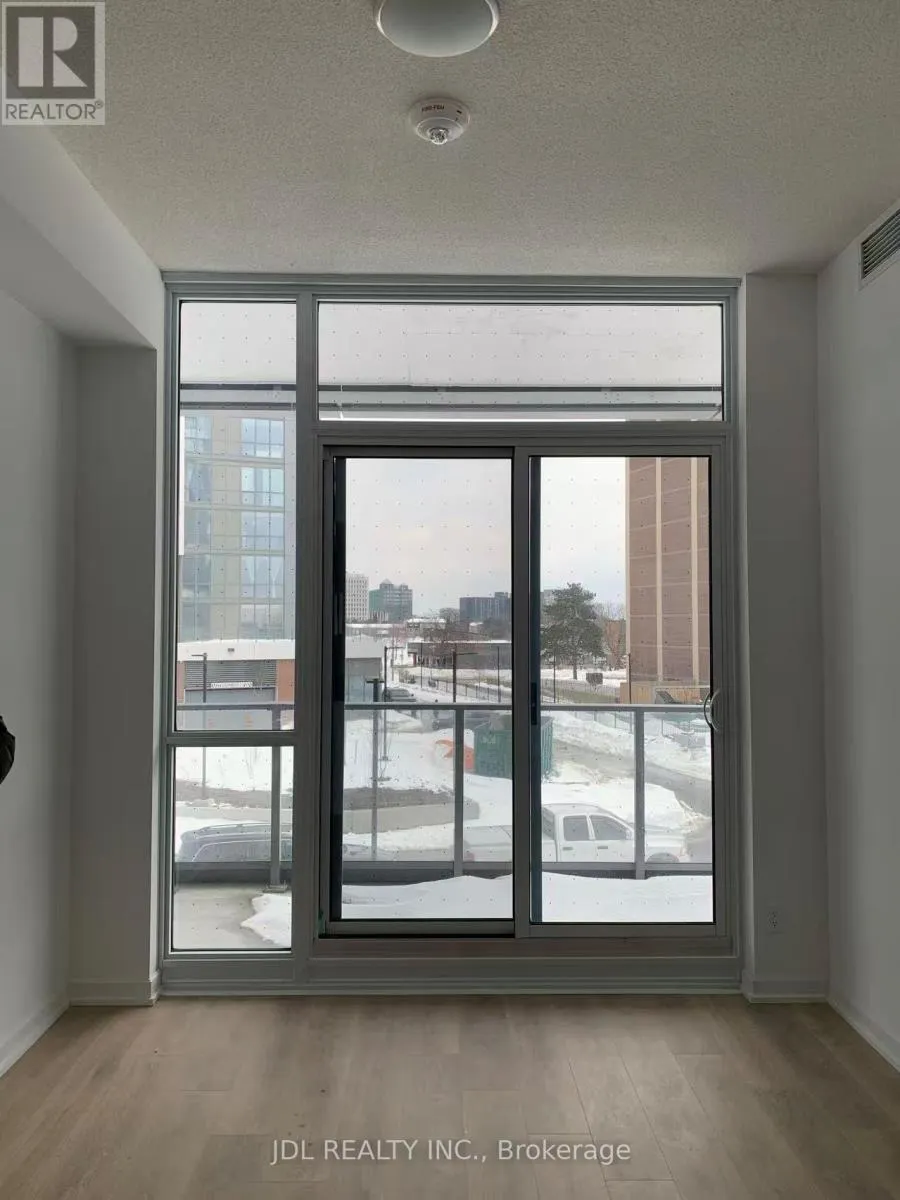 202 - 36 FOREST MANOR ROAD