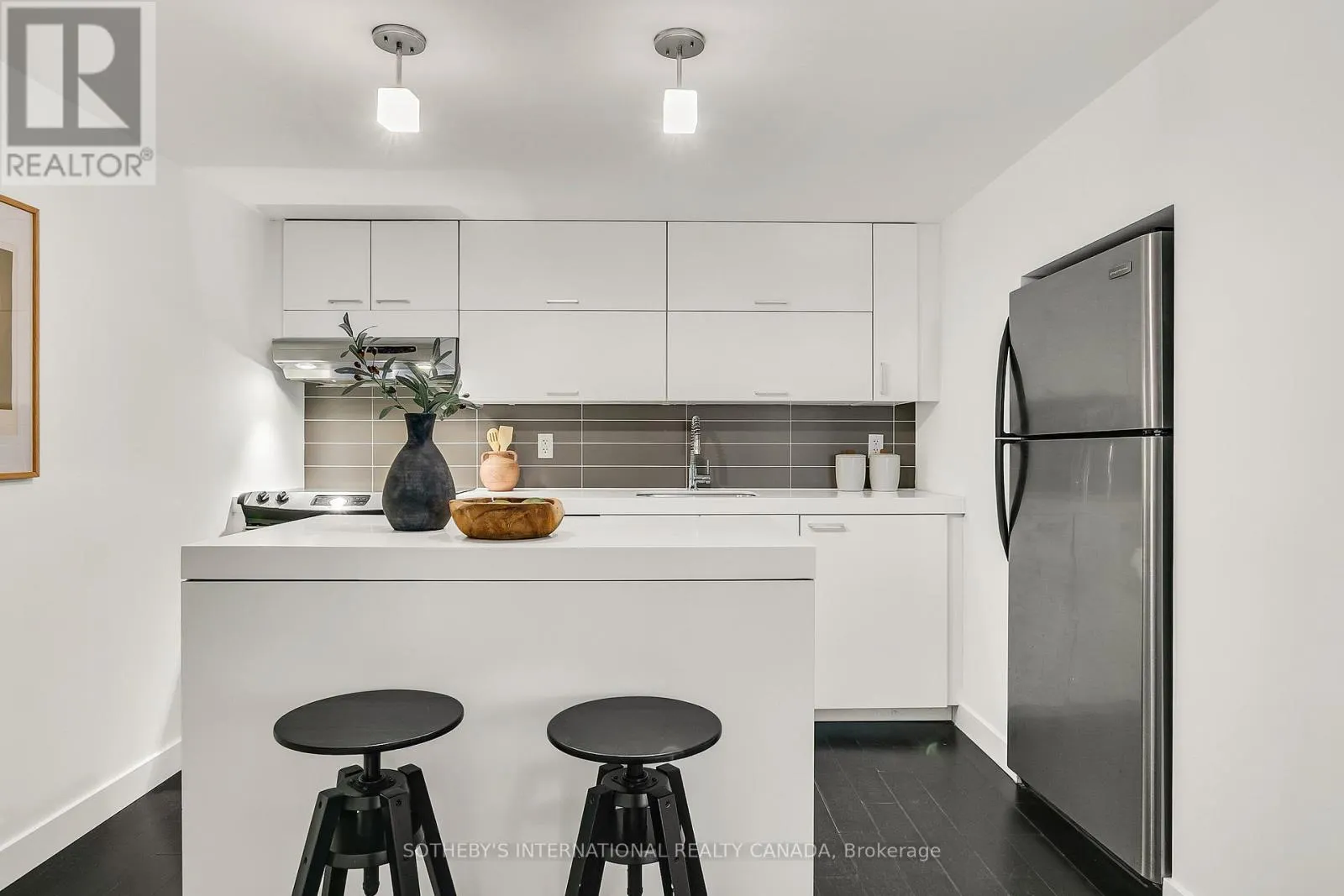 113 - 55 STEWART STREET