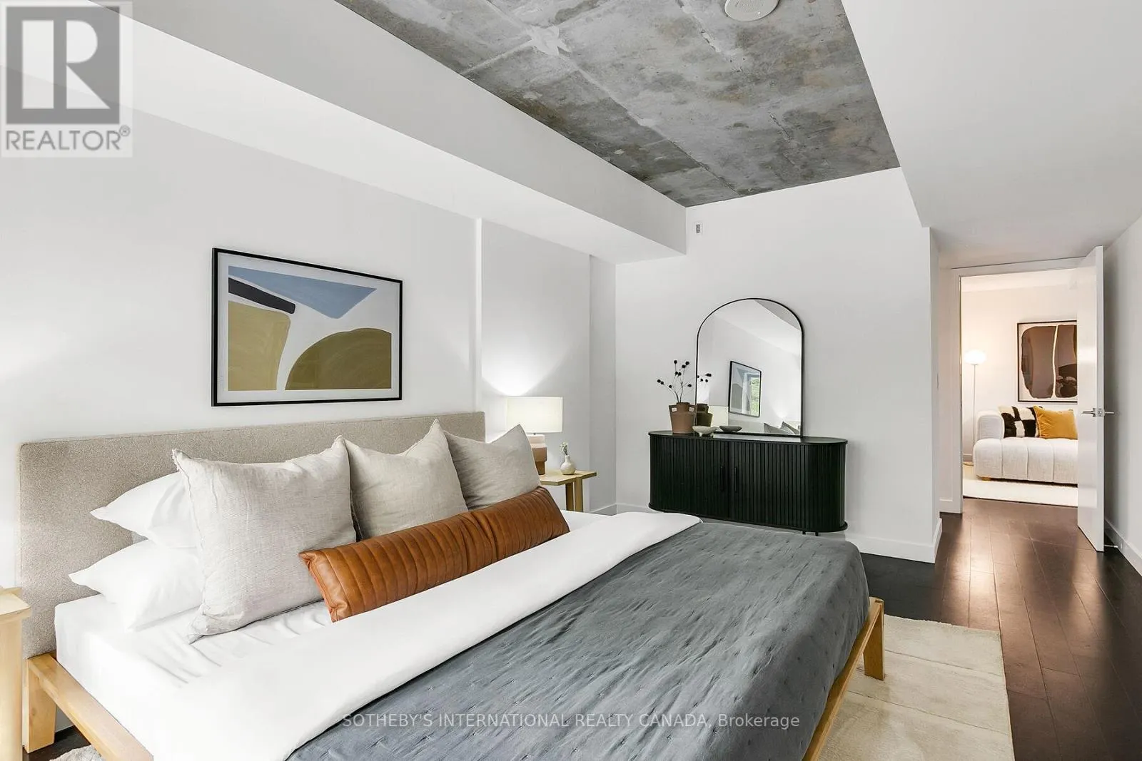 113 - 55 STEWART STREET