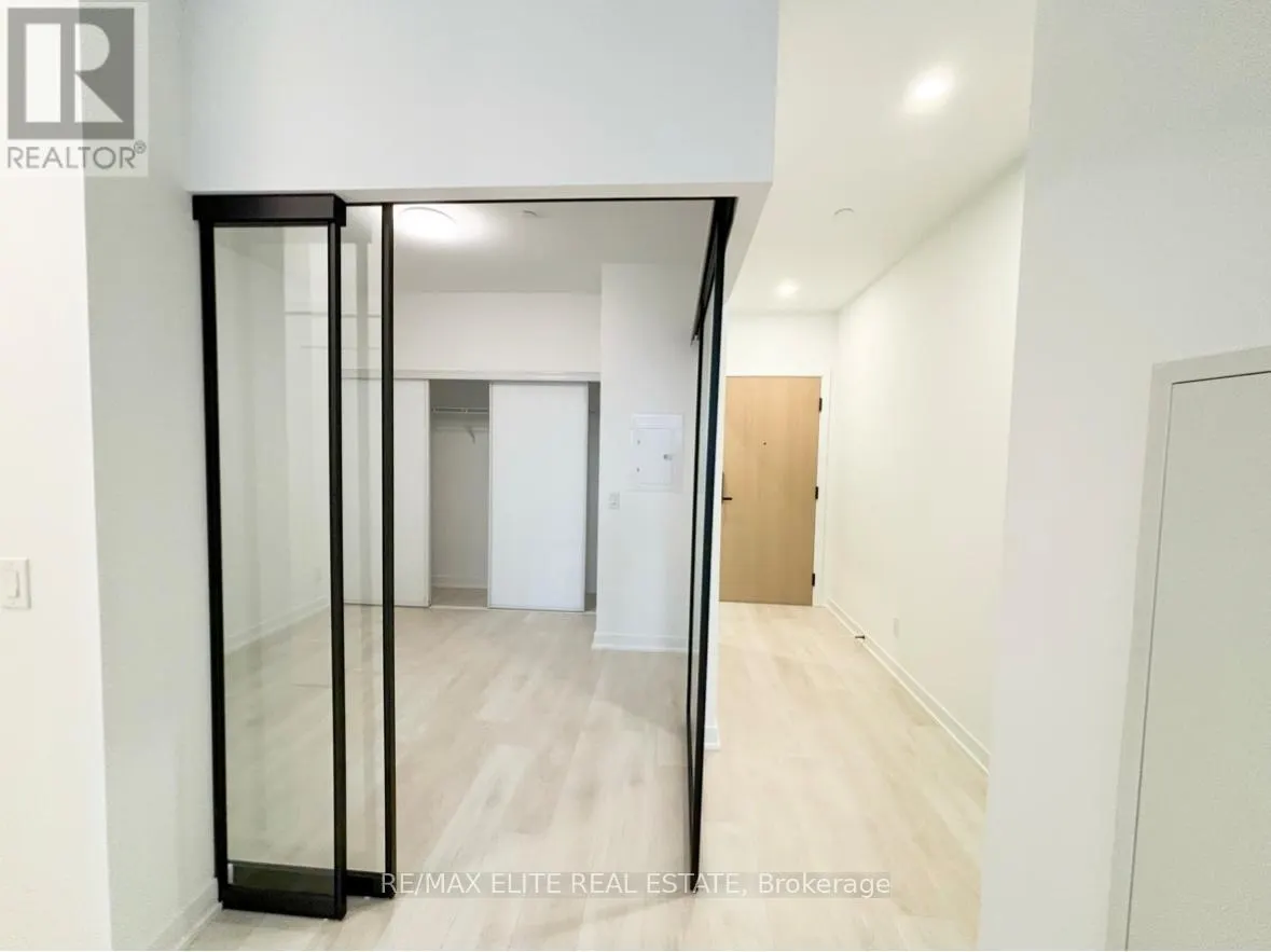 920 - 5 DEFRIES STREET