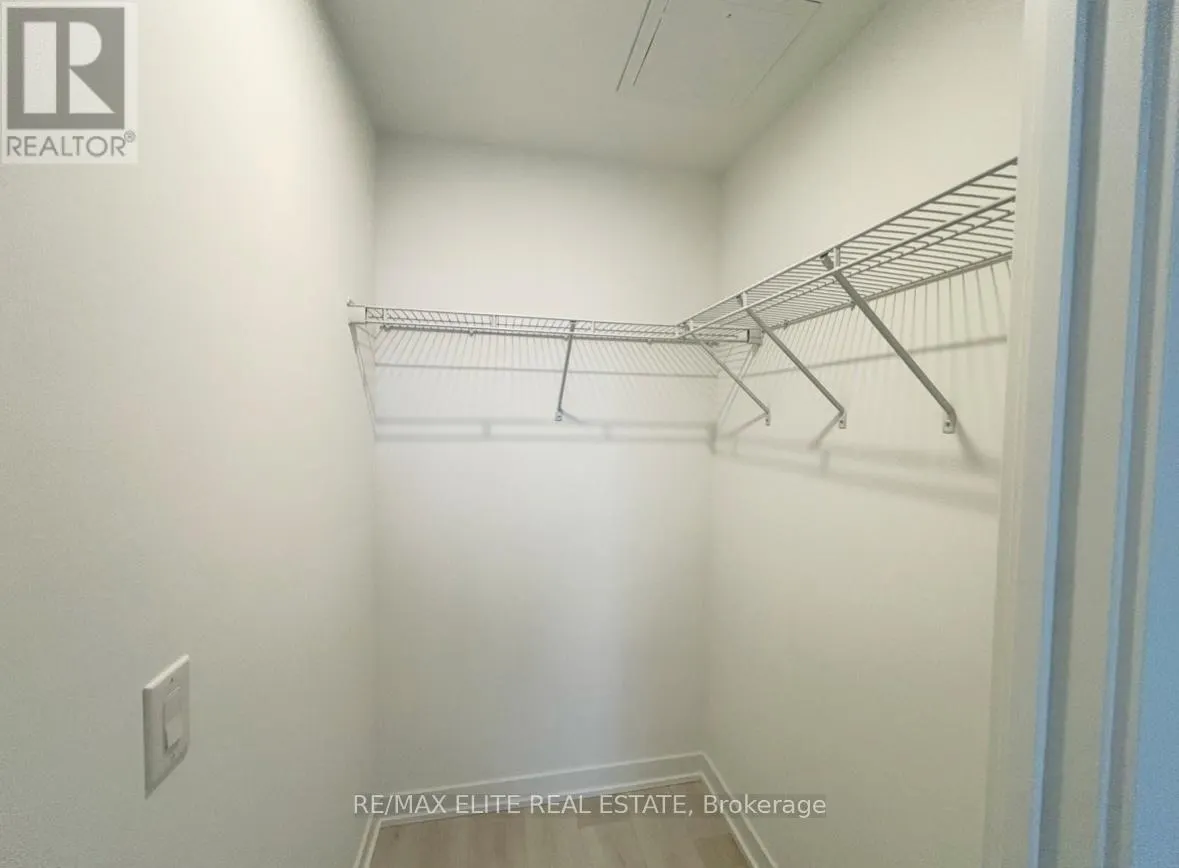 920 - 5 DEFRIES STREET