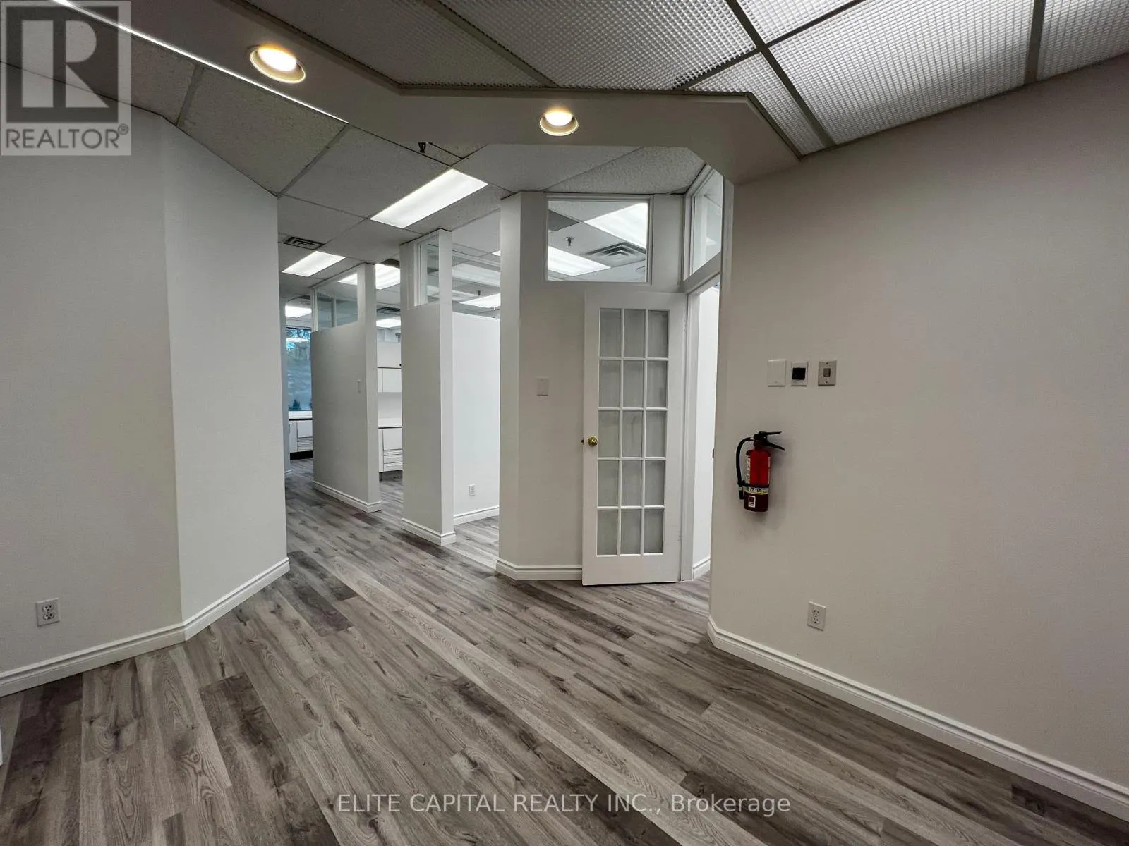 209 - 701 SHEPPARD AVENUE E