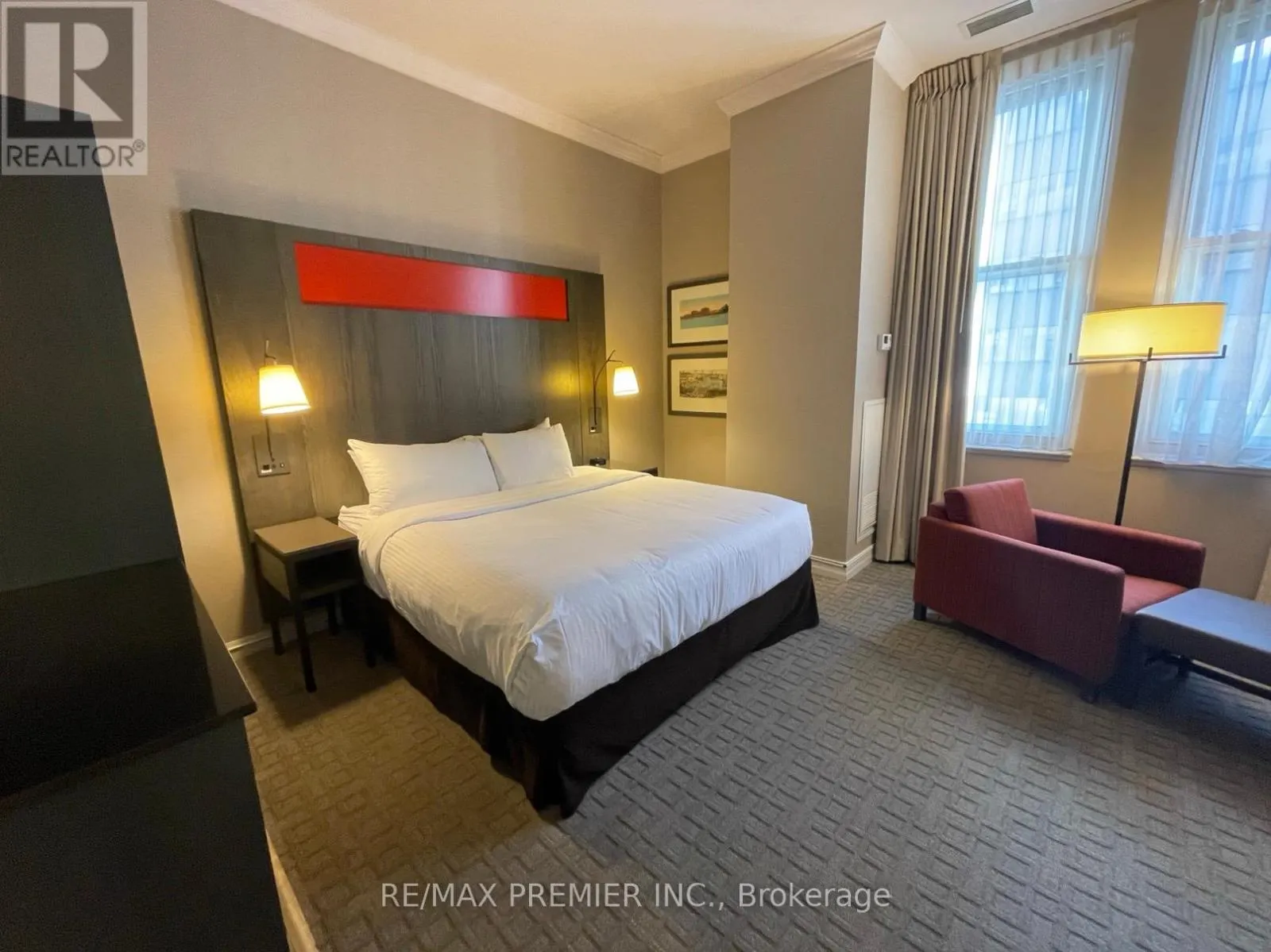 1105 - 1 KING STREET W