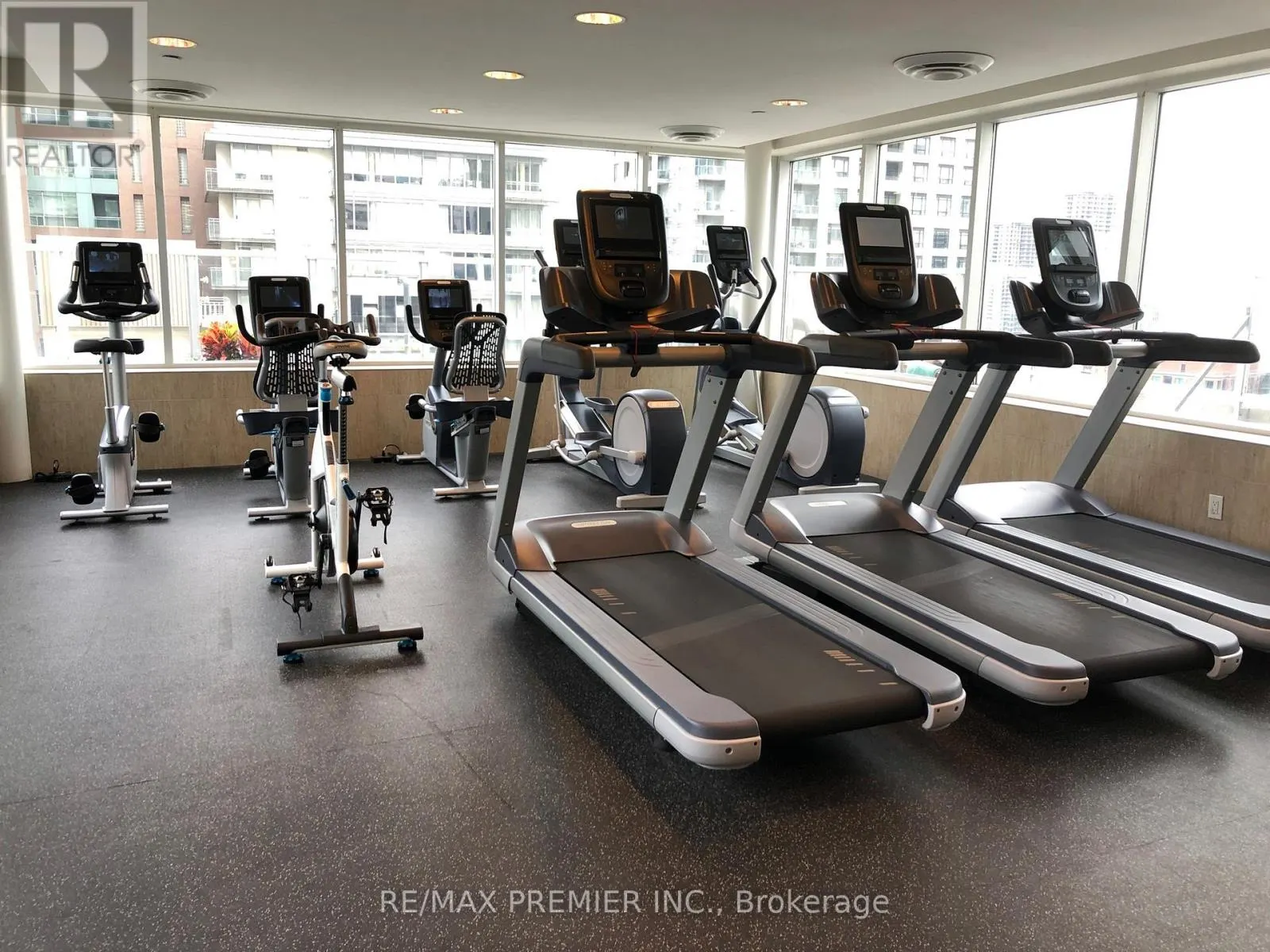 1105 - 1 KING STREET W