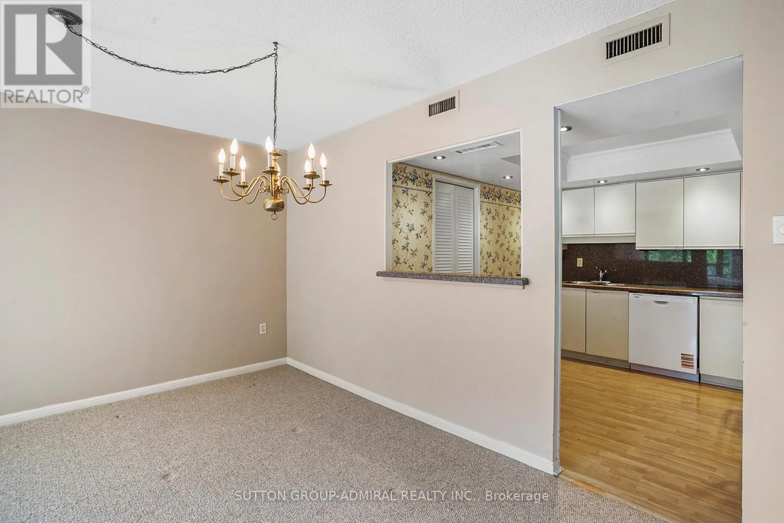 402 - 245 THE DONWAY WEST