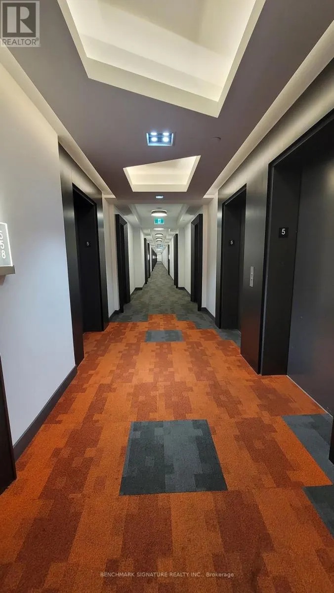 547 - 121 LOWER SHERBOURNE STREET