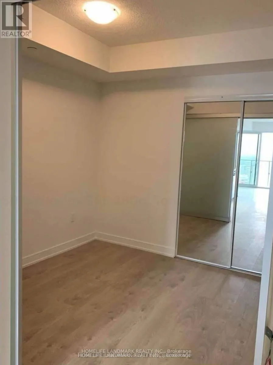 2806 - 50 WELLESLEY STREET E