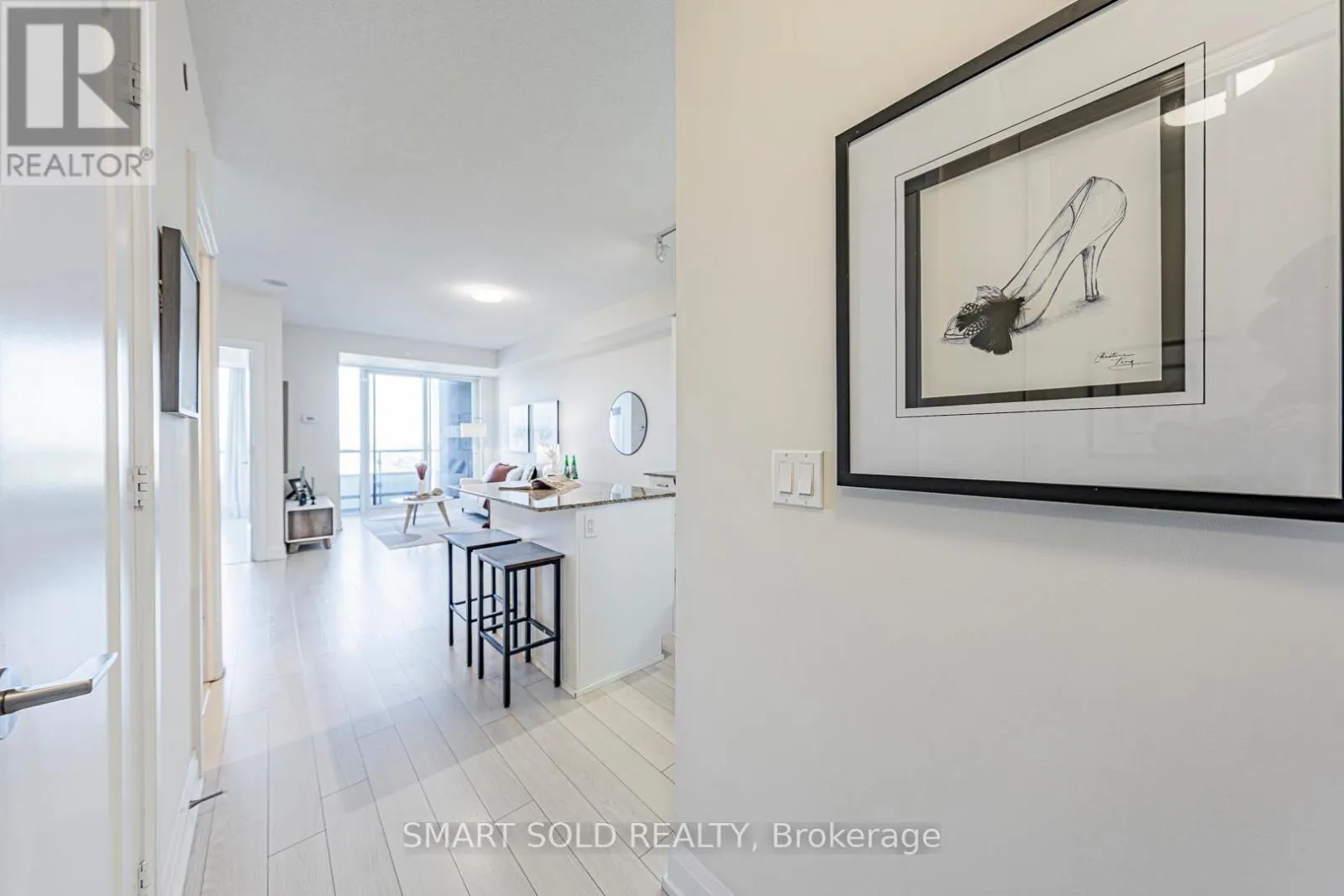 1904 - 18 GRAYDON HALL DRIVE