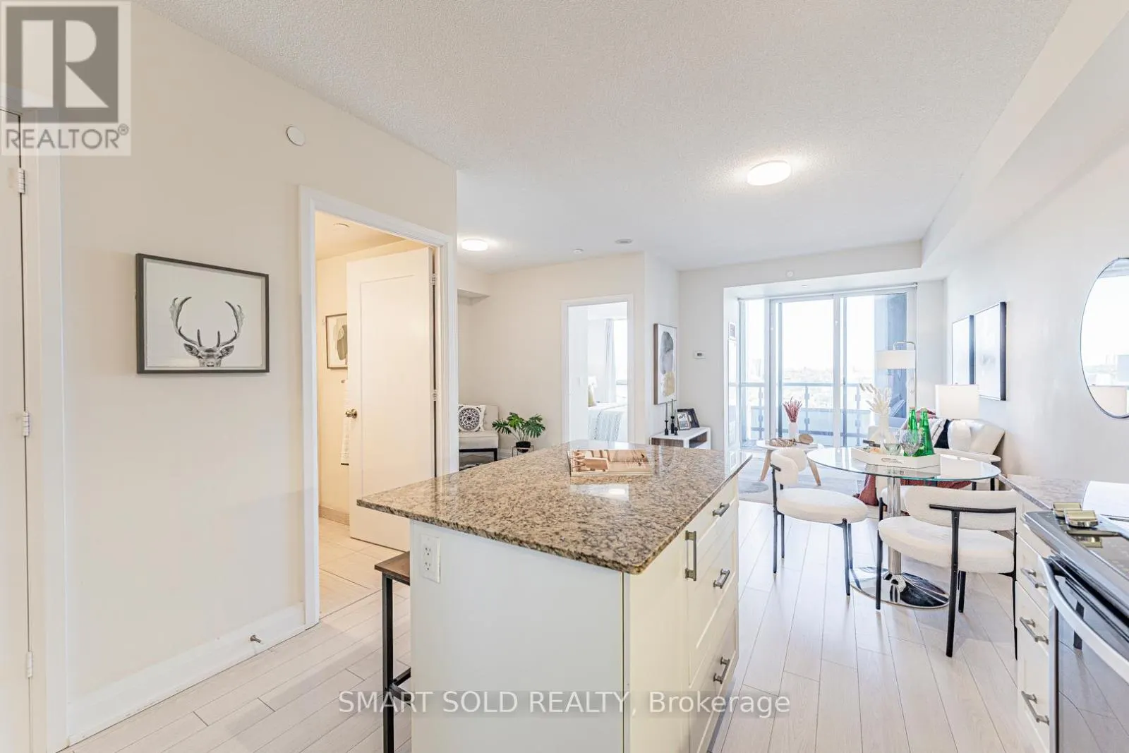 1904 - 18 GRAYDON HALL DRIVE