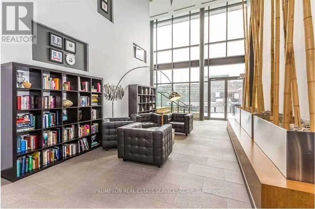 811 - 11 BRUNEL COURT