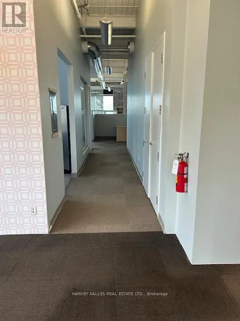 203 - 109 VANDERHOOF AVENUE