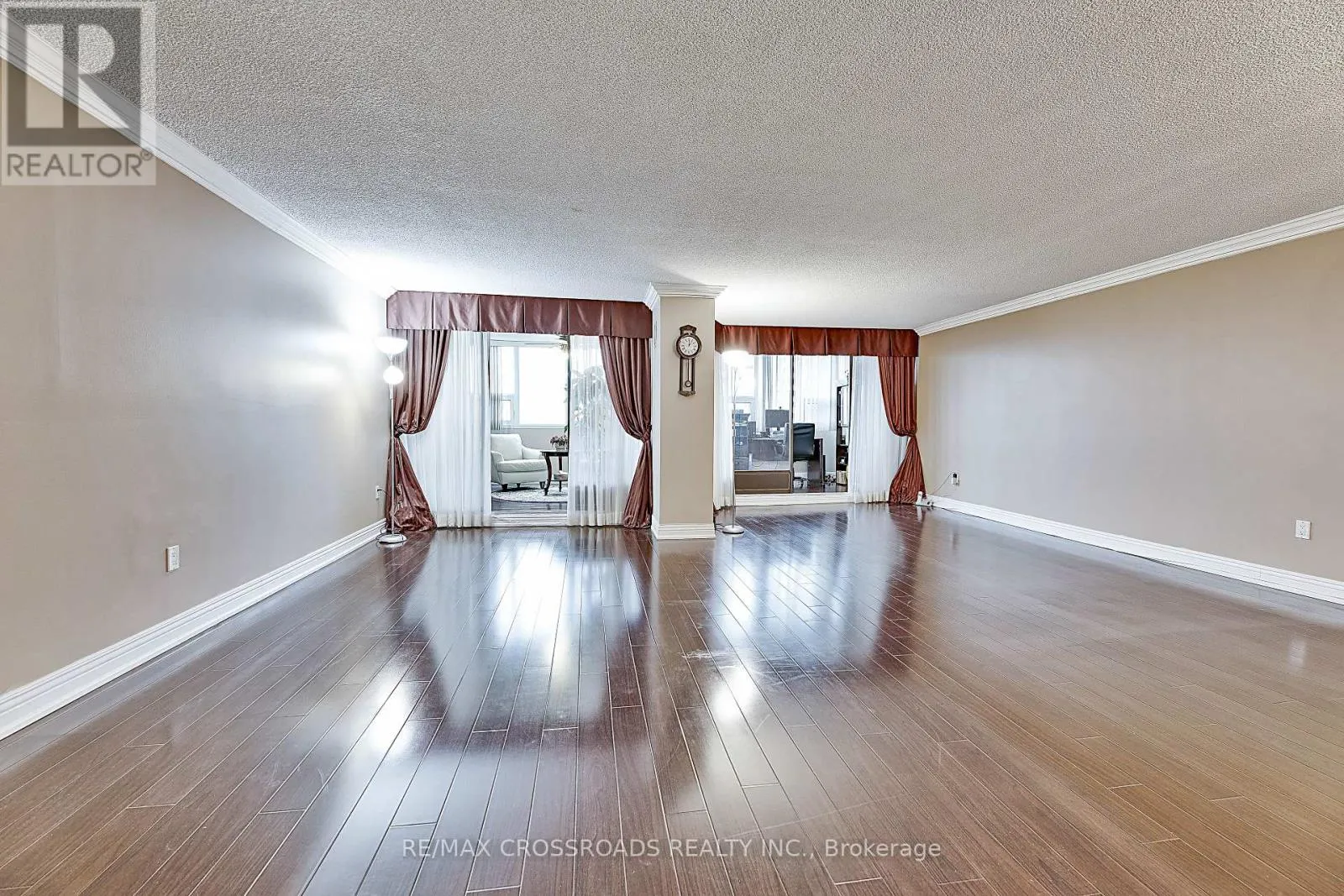 1907 - 3303 DON MILLS ROAD