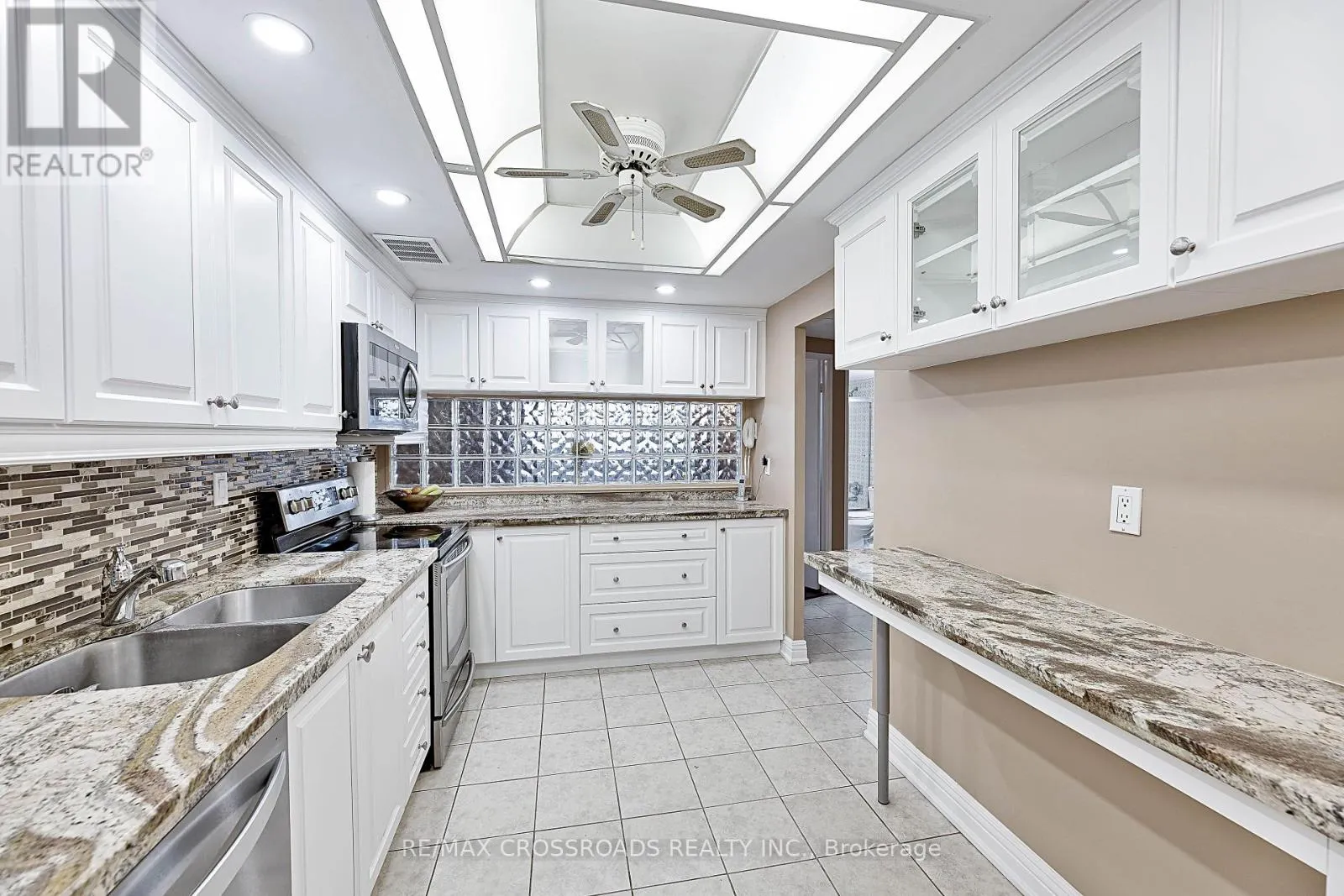 1907 - 3303 DON MILLS ROAD