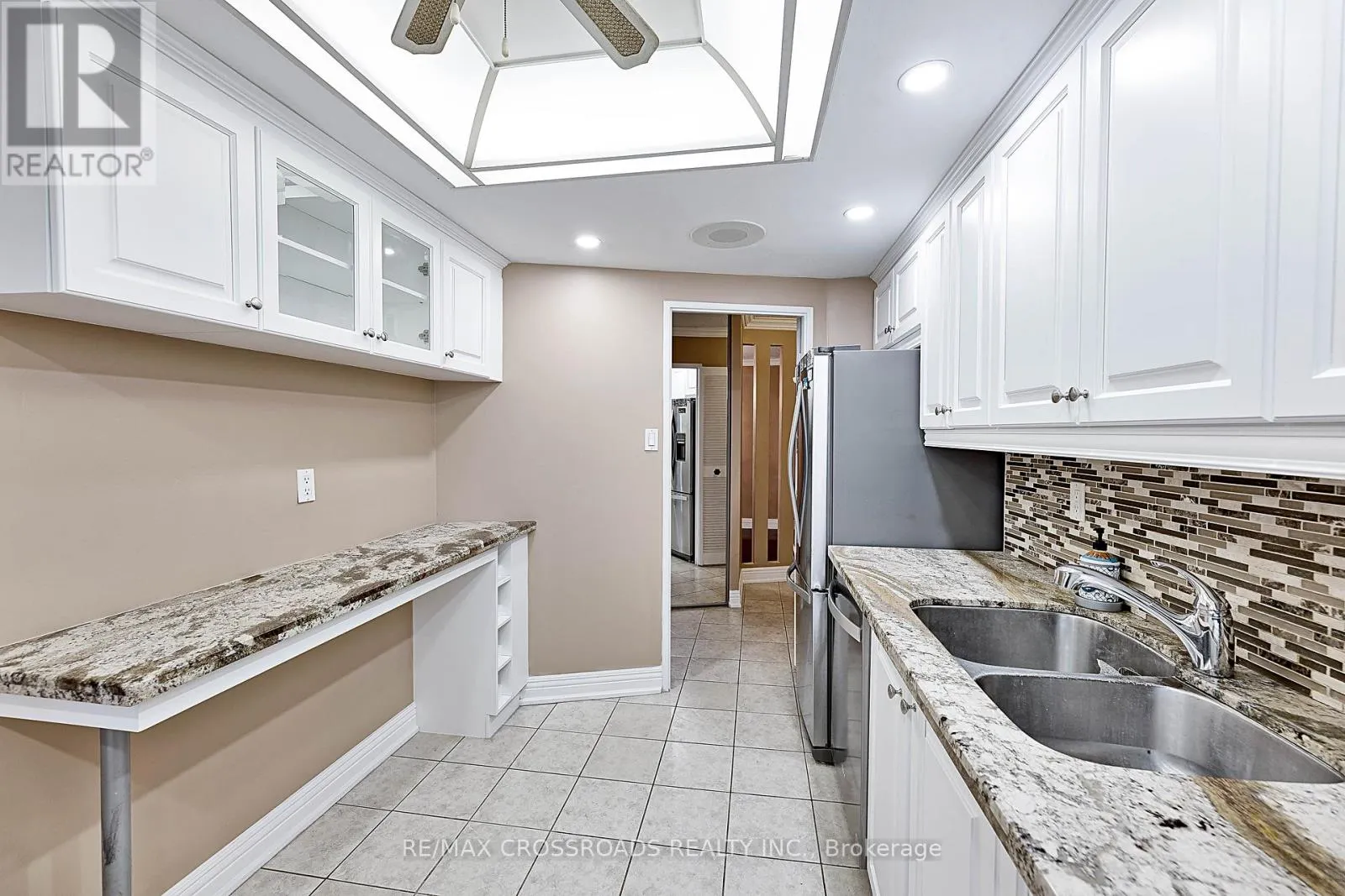 1907 - 3303 DON MILLS ROAD