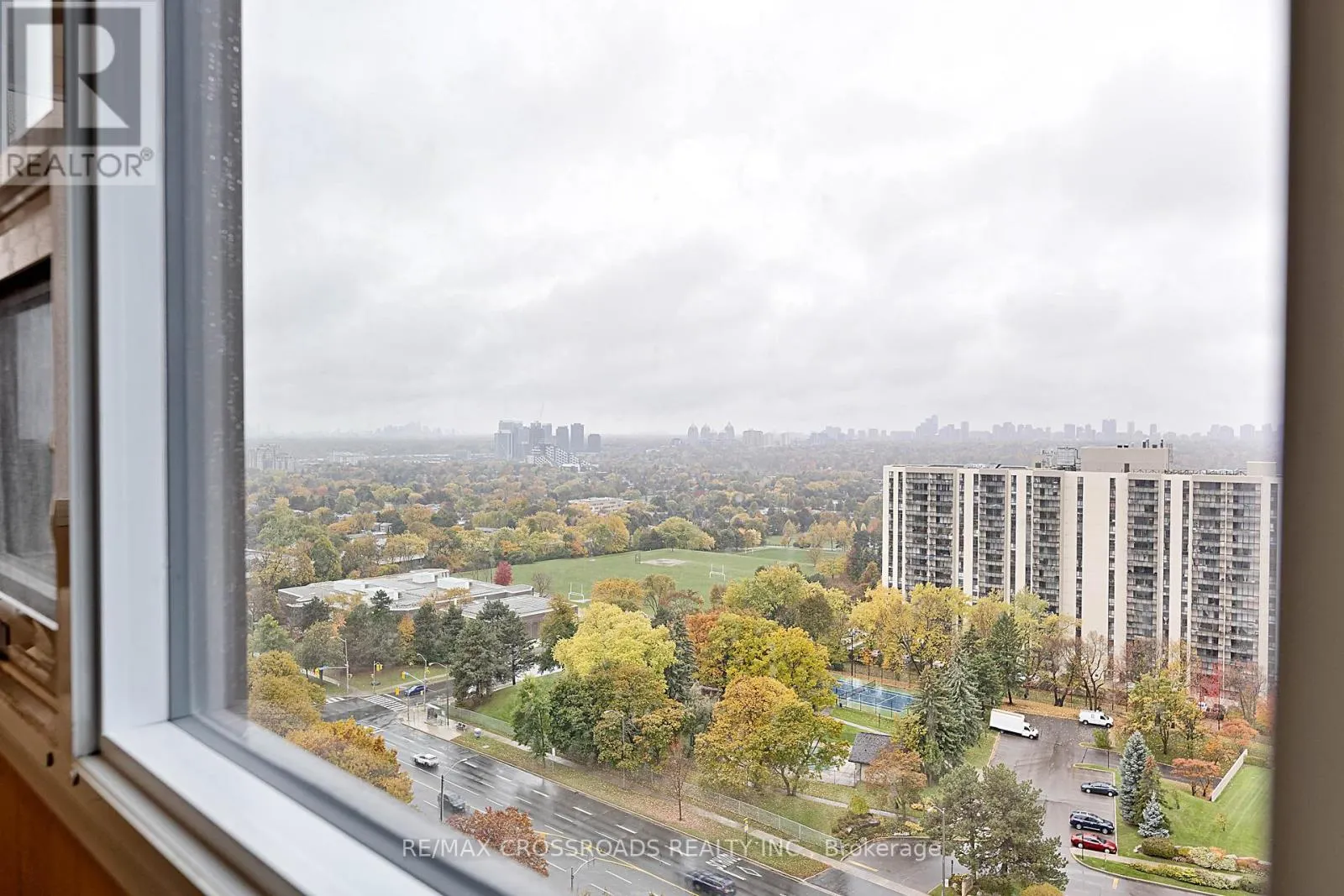 1907 - 3303 DON MILLS ROAD