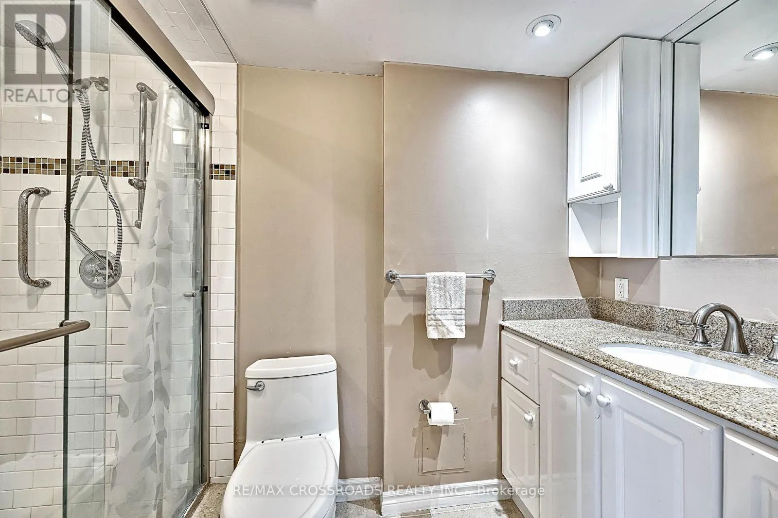 1907 - 3303 DON MILLS ROAD