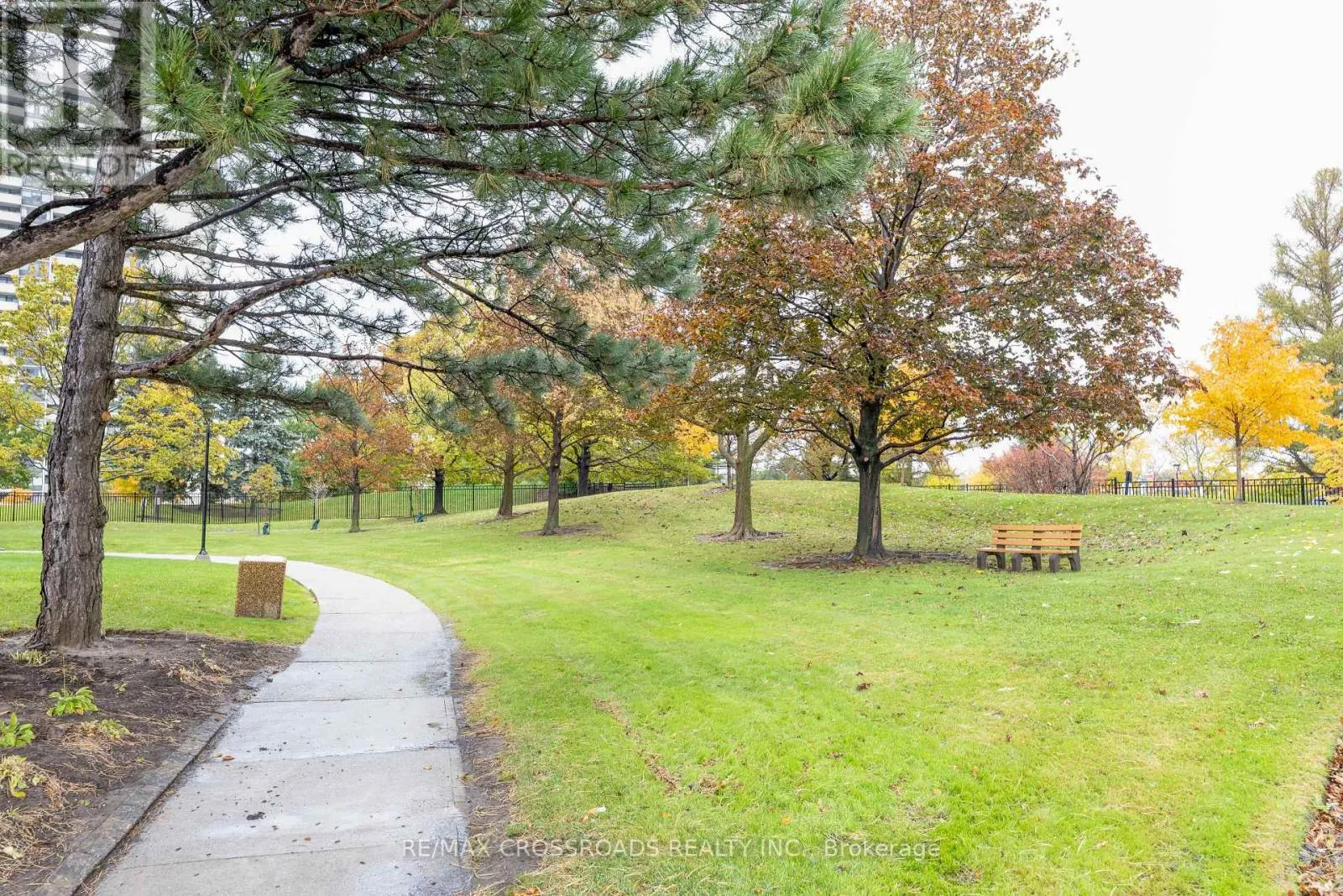 1907 - 3303 DON MILLS ROAD