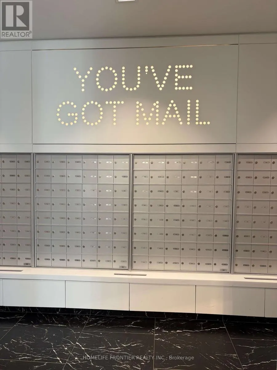 754 SW - 121 LOWER SHERBOURNE STREET