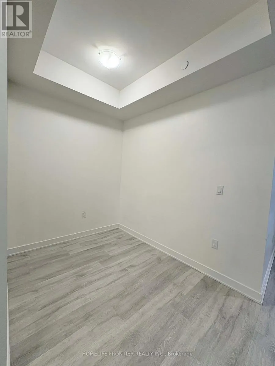 754 SW - 121 LOWER SHERBOURNE STREET