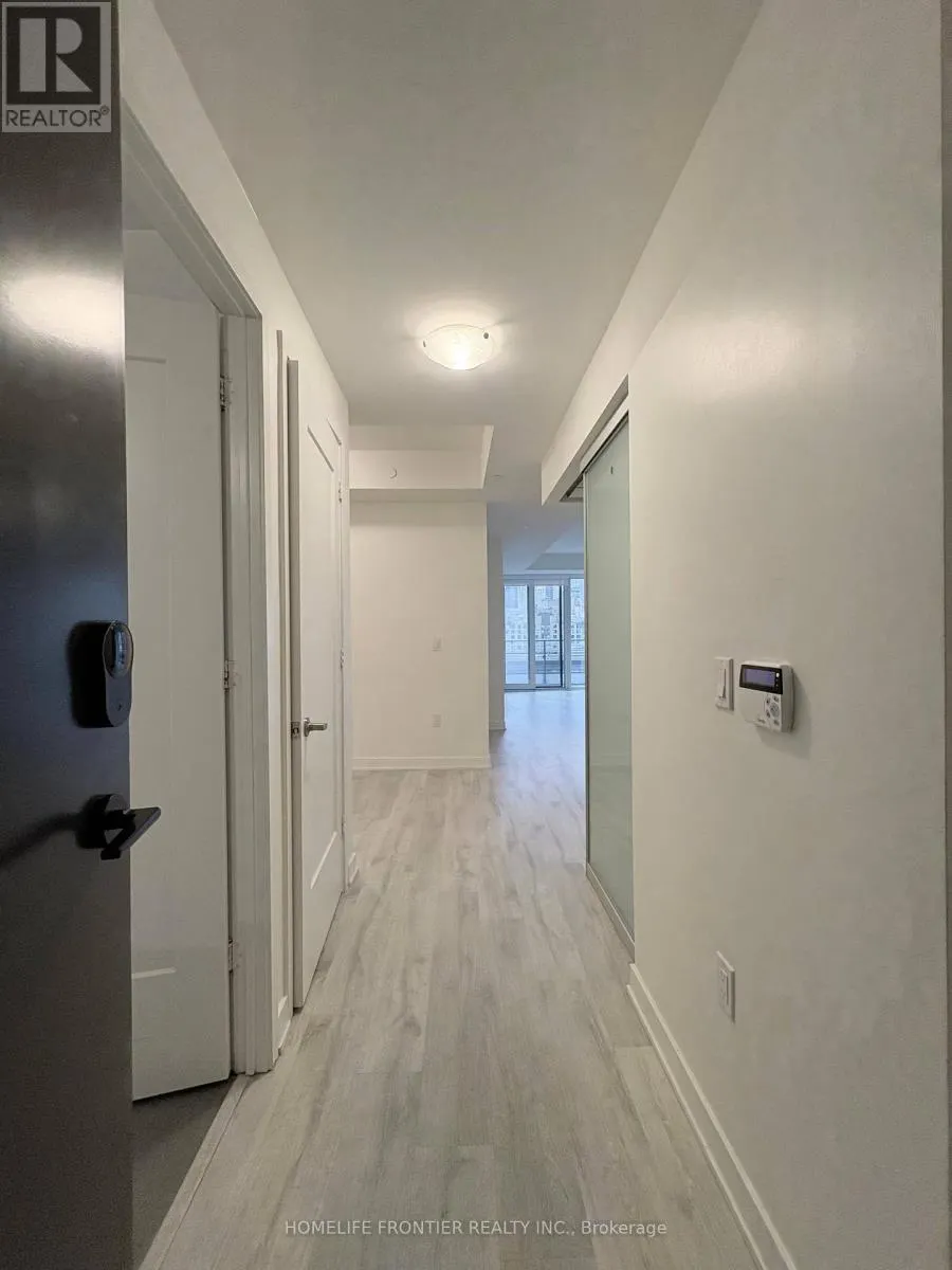 754 SW - 121 LOWER SHERBOURNE STREET