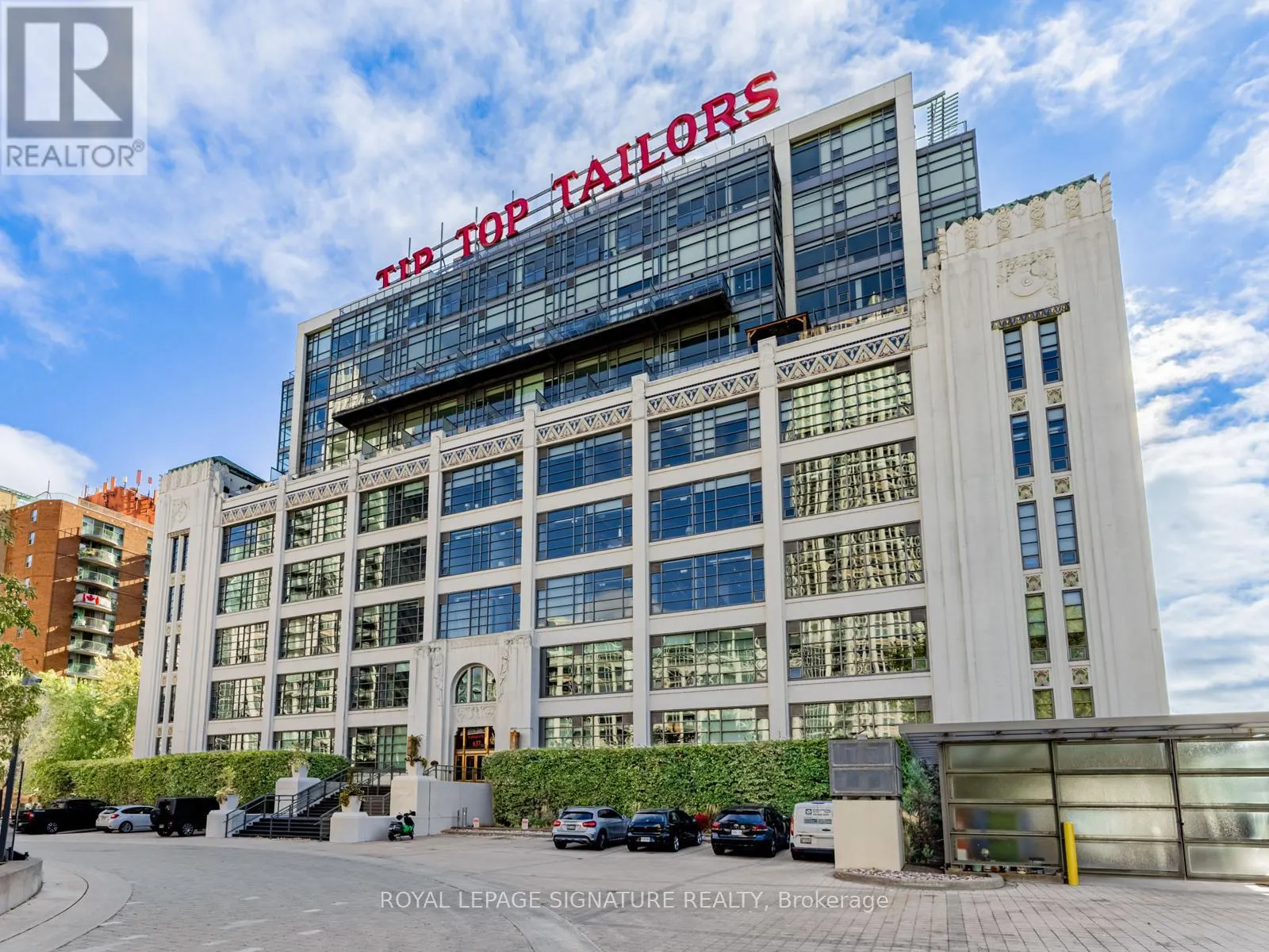 223 - 637 LAKE SHORE BOULEVARD W