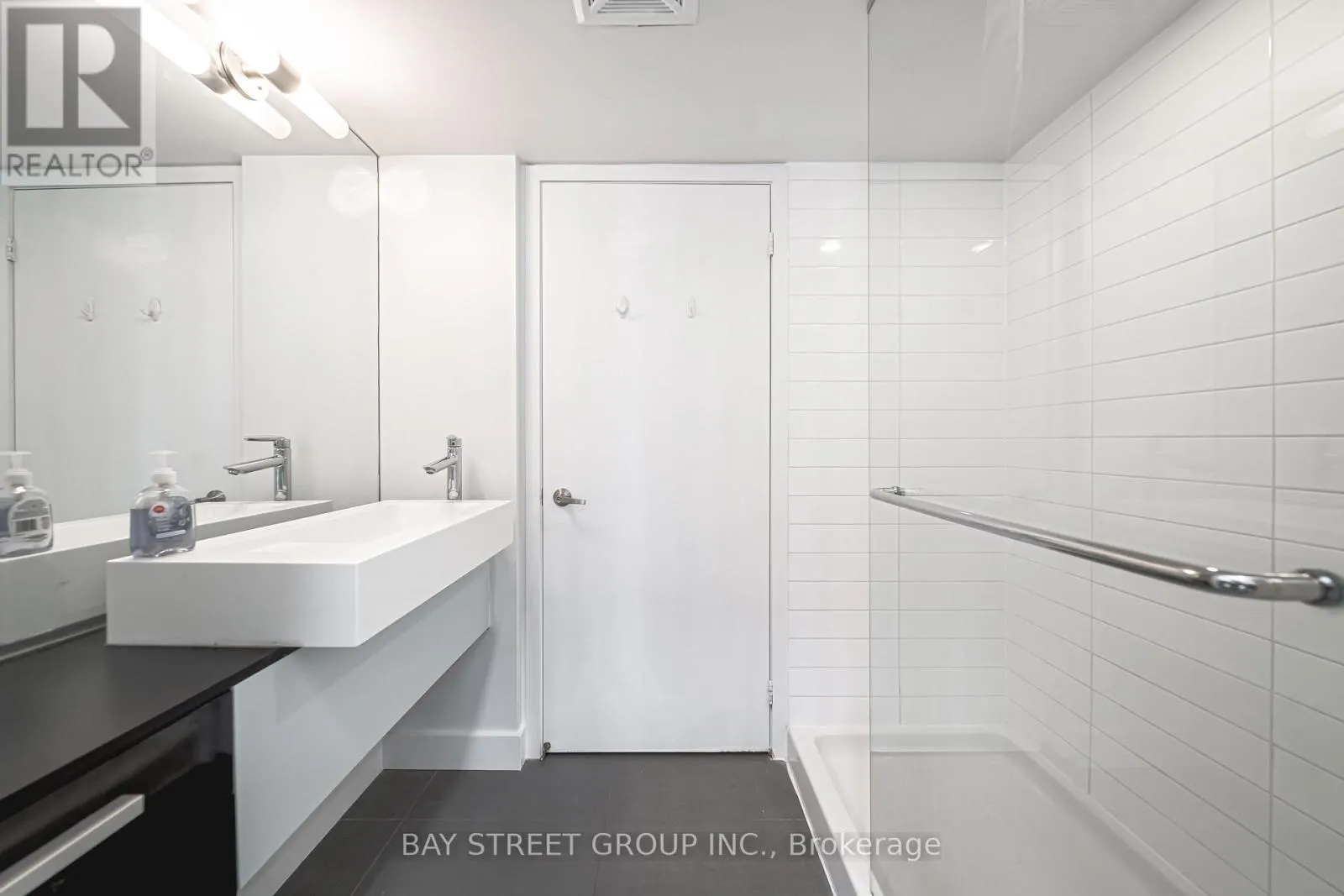 2807 - 38 DAN LECKIE WAY