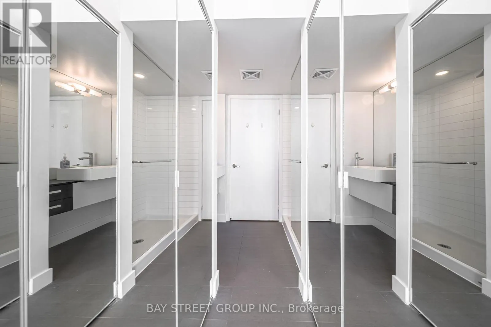 2807 - 38 DAN LECKIE WAY