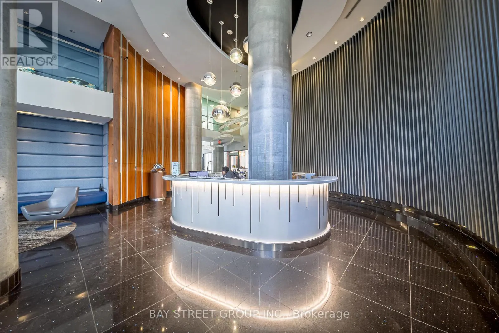 2807 - 38 DAN LECKIE WAY