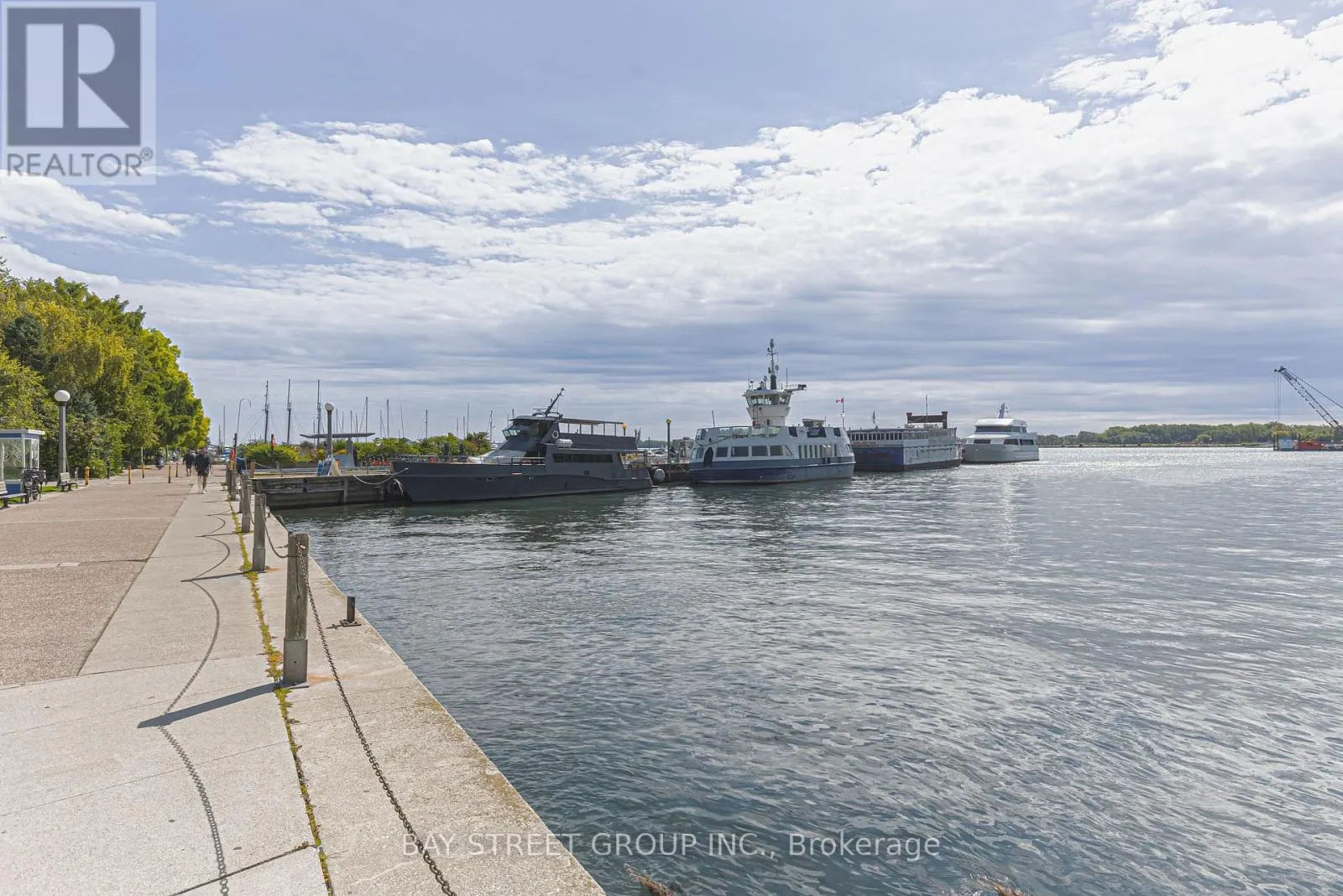 2807 - 38 DAN LECKIE WAY