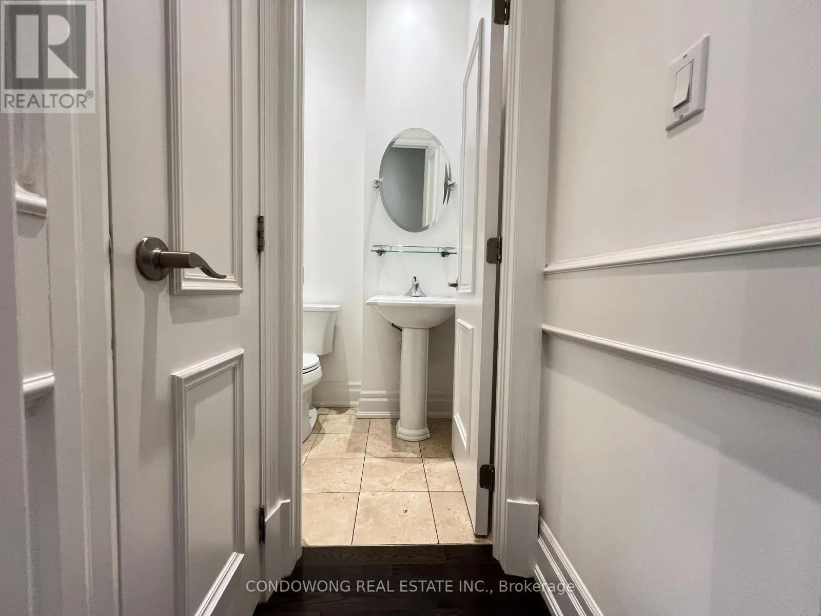 612 - 53 YORK MILLS ROAD