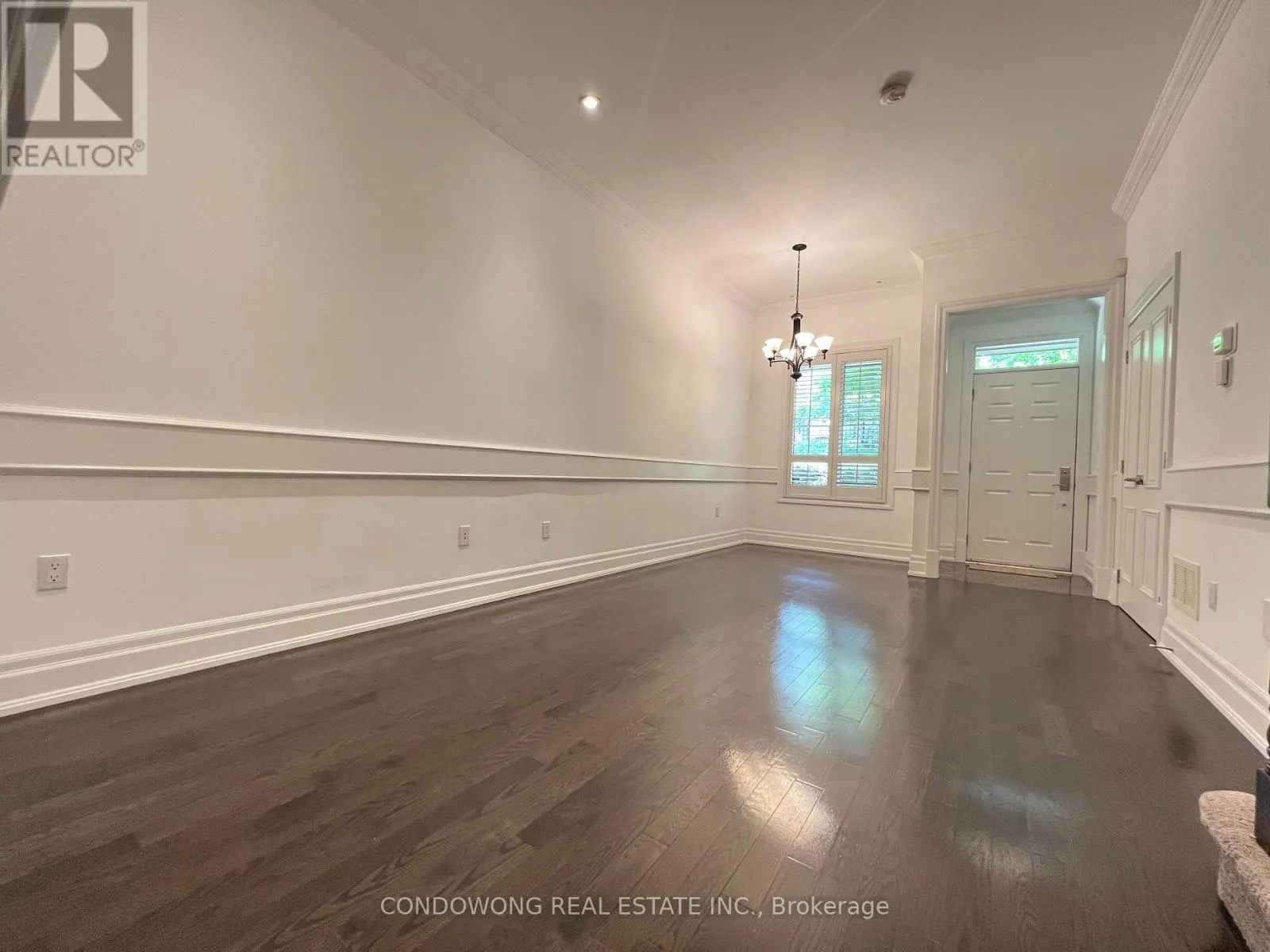 612 - 53 YORK MILLS ROAD