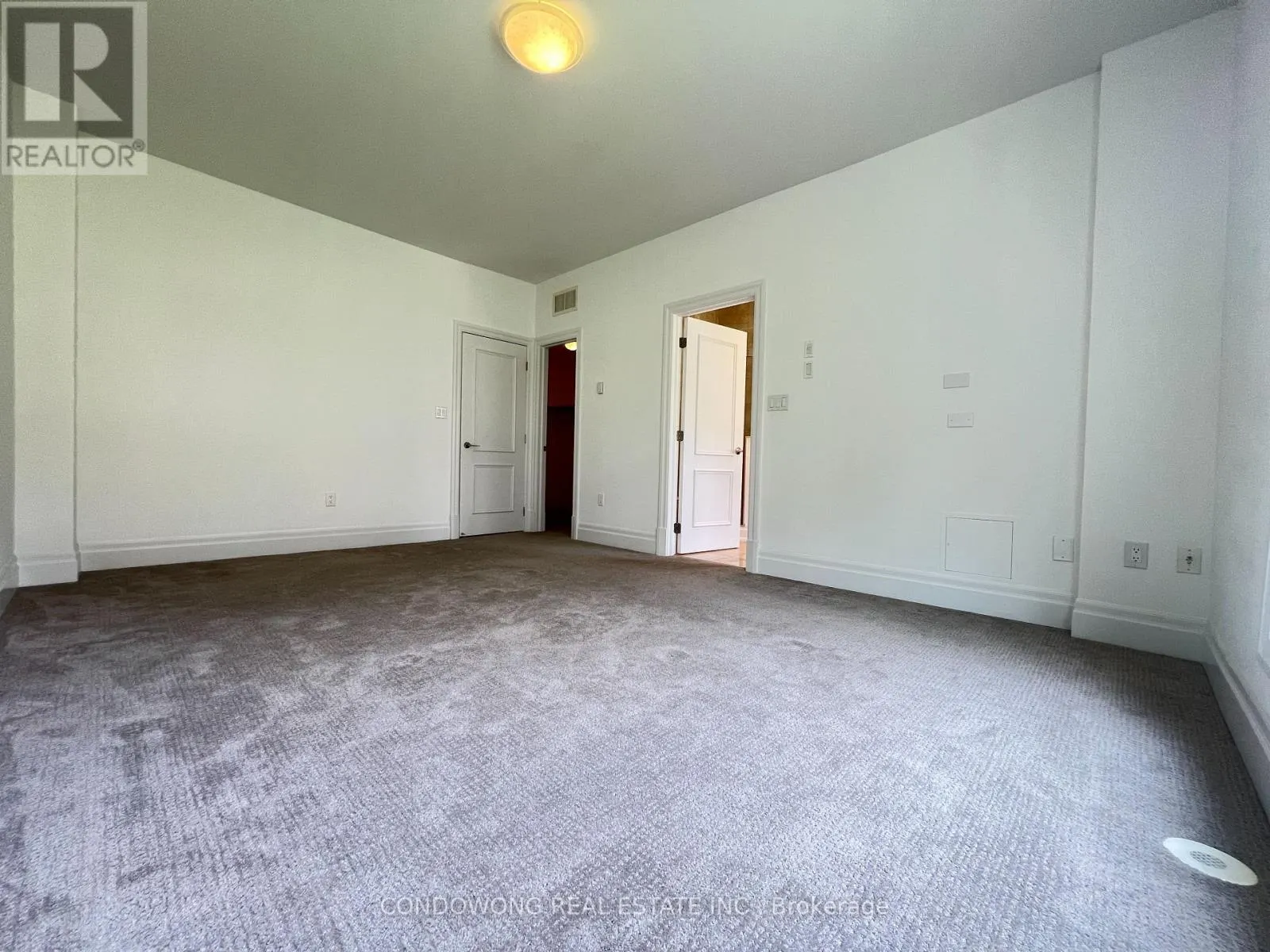 612 - 53 YORK MILLS ROAD