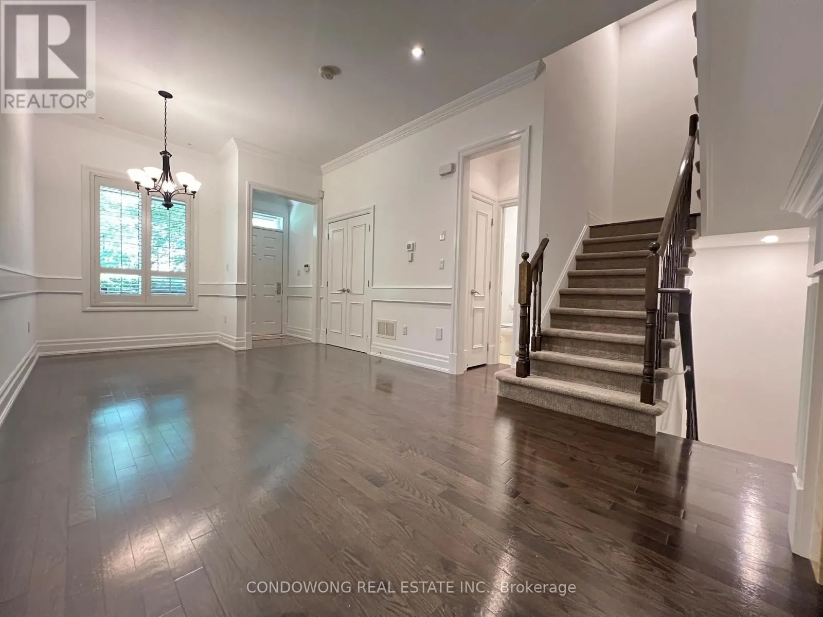 612 - 53 YORK MILLS ROAD