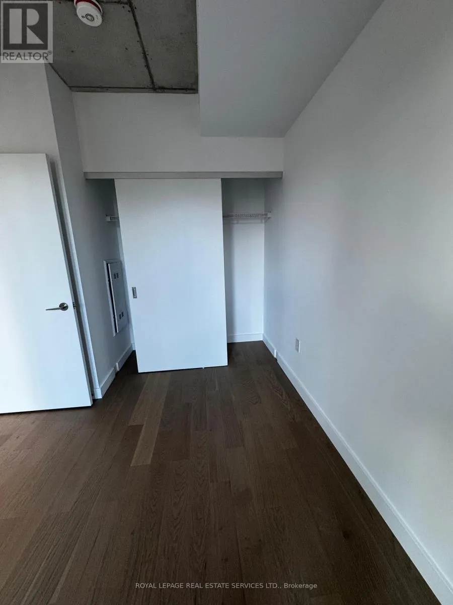 233 - 1734 BAYVIEW AVENUE