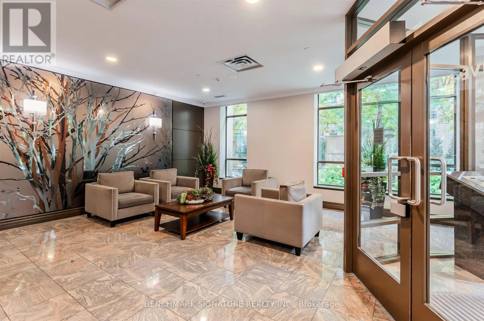 201 - 20 OLIVE AVENUE