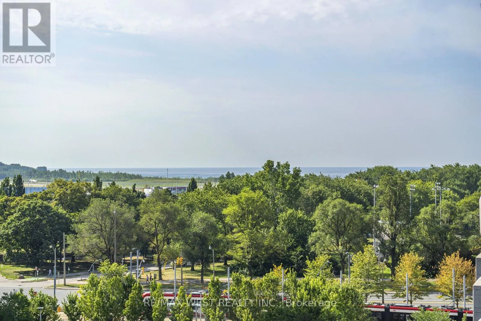 465 - 209 FORT YORK BOULEVARD